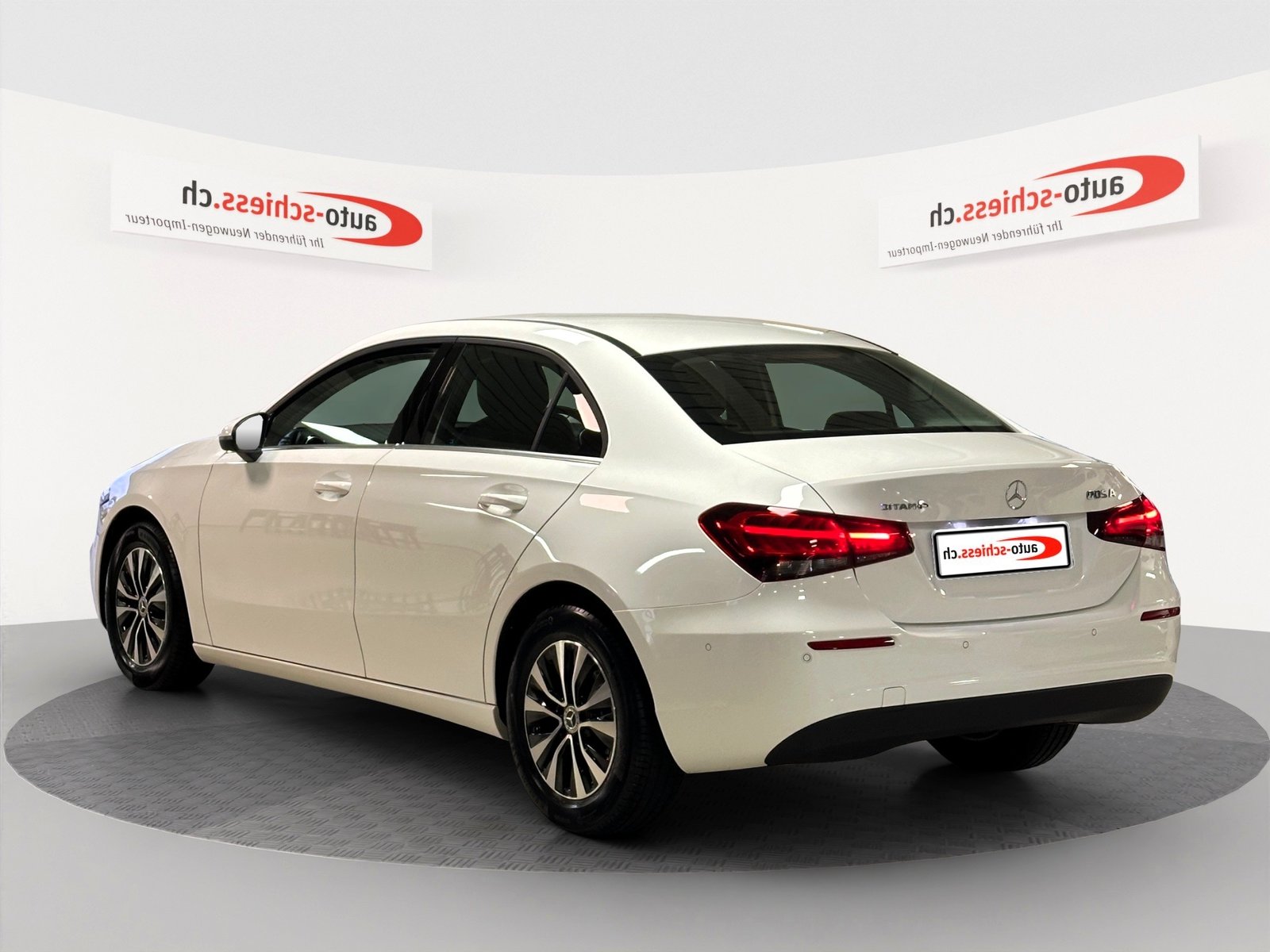 MERCEDES-BENZ A 200 4Matic Style 8G-DCT, Petrol, Second hand / Used, Automatic - 4