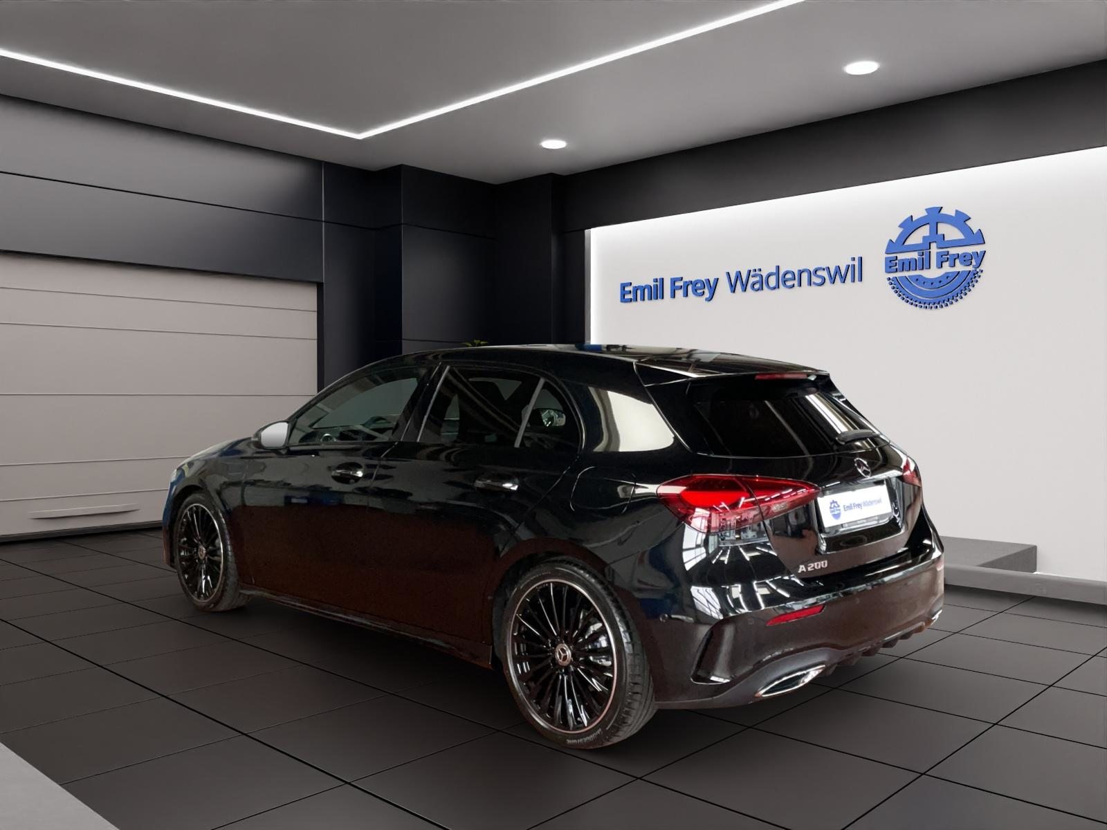MERCEDES-BENZ A 200 Night Star AMG Line, Hybride Léger Essence/Électricité, Occasion / Utilisé, Automatique - 4