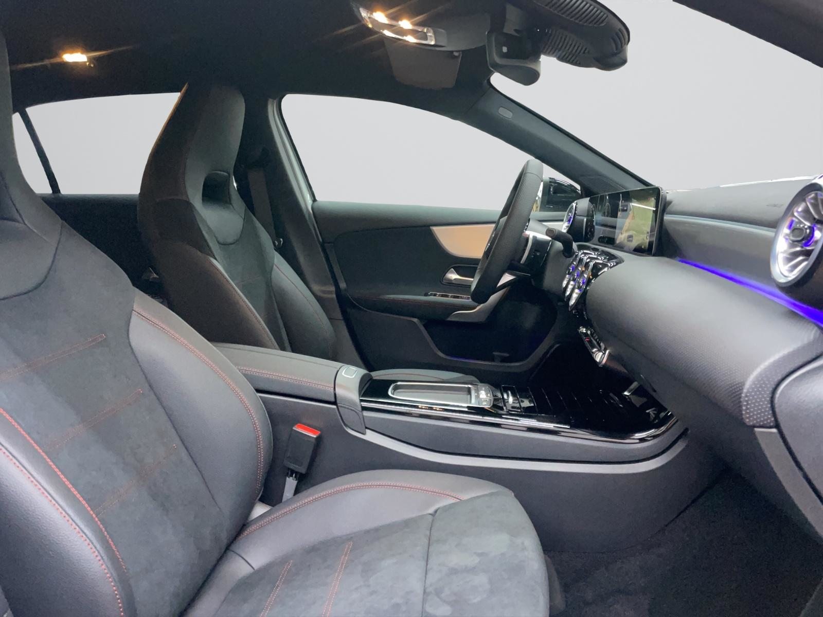 MERCEDES-BENZ A 200 Night Star AMG Line, Mild-Hybrid Petrol/Electric, Second hand / Used, Automatic - 7