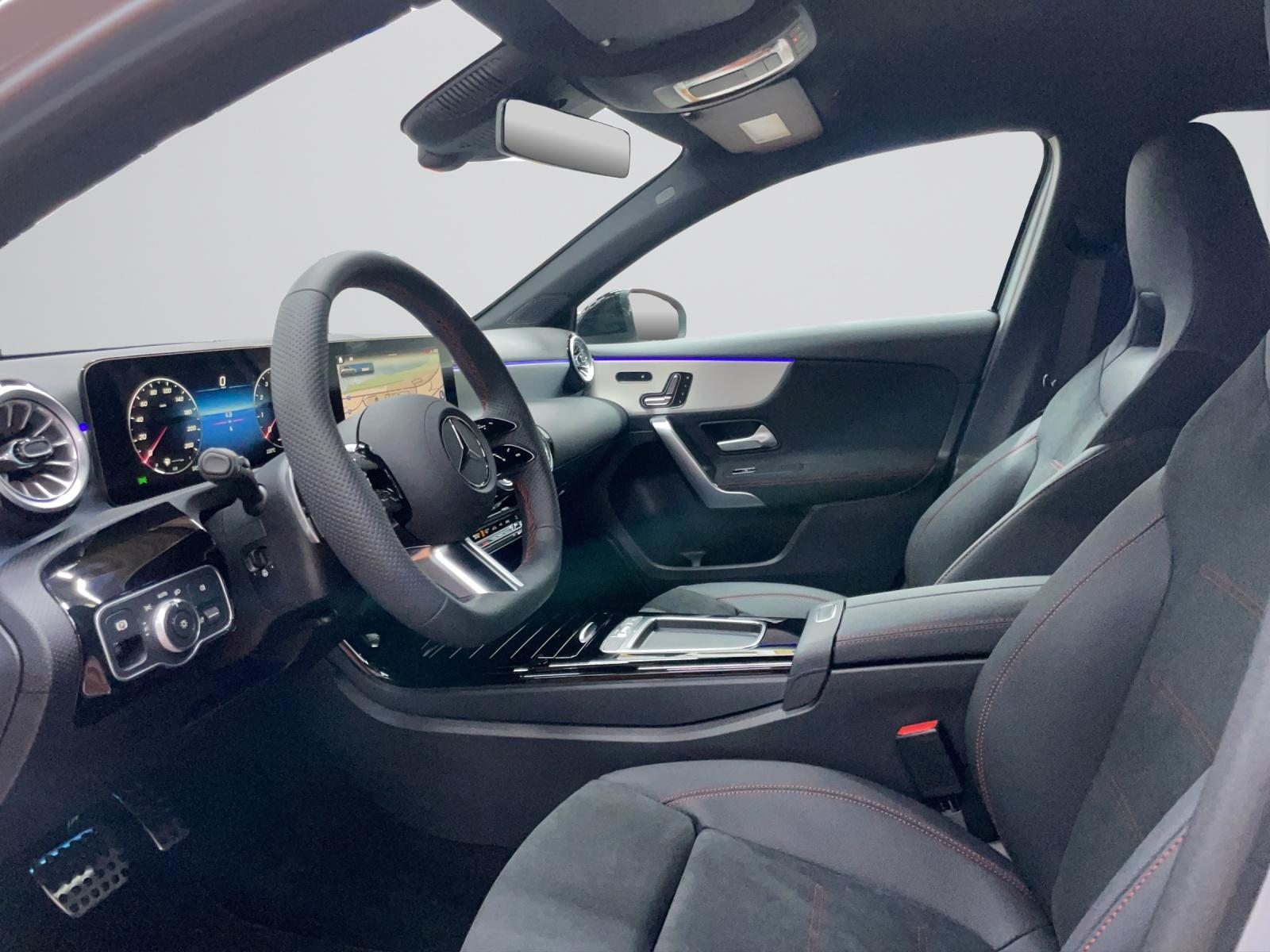 MERCEDES-BENZ A 200 Night Star AMG Line, Mild-Hybrid Benzin/Elektro, Occasion / Gebraucht, Automatik - 5