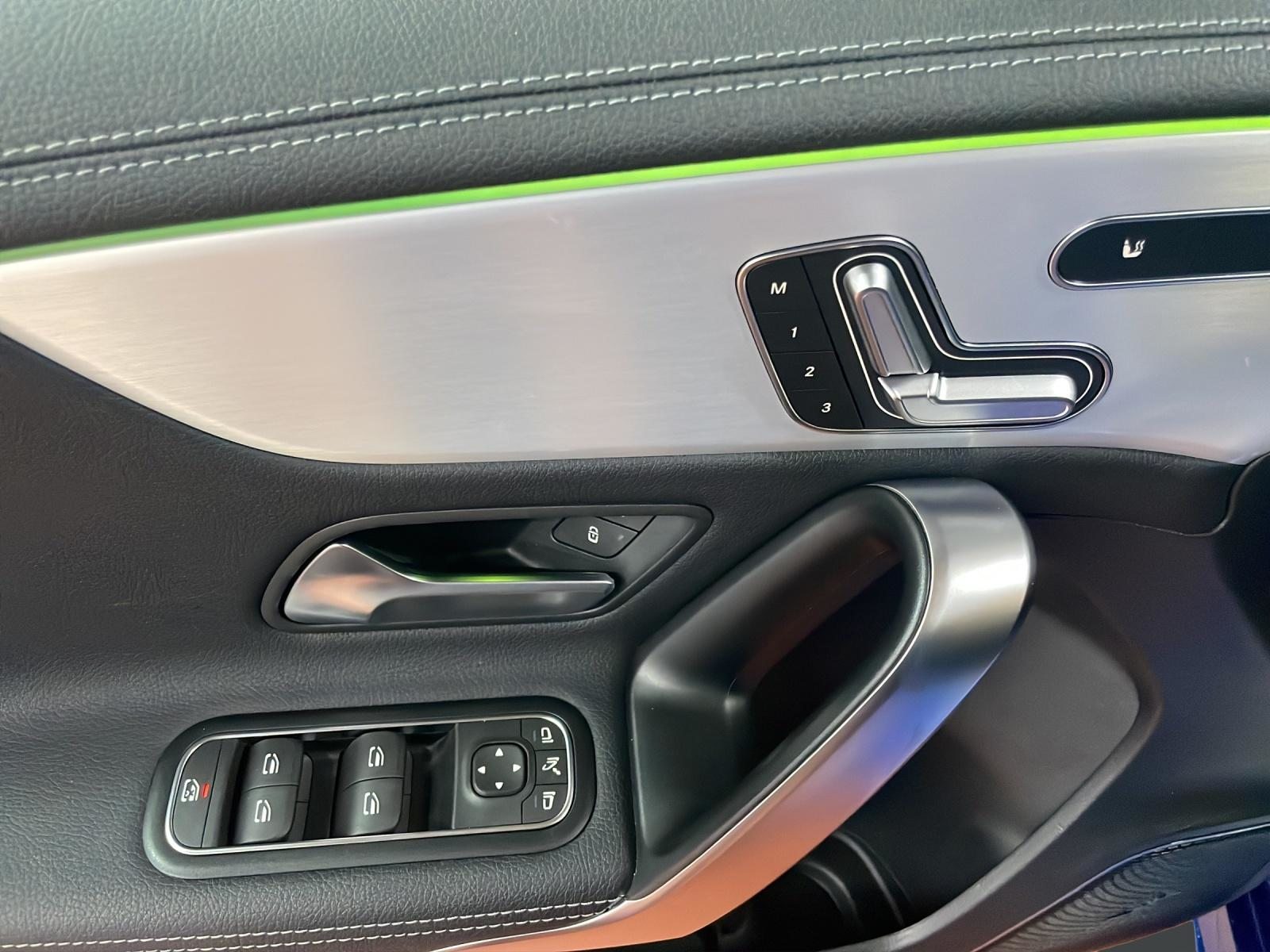 MERCEDES-BENZ A 200 AMG Line, Hybride Leggero Benzina/Elettrica, Occasioni / Usate, Automatico - 7