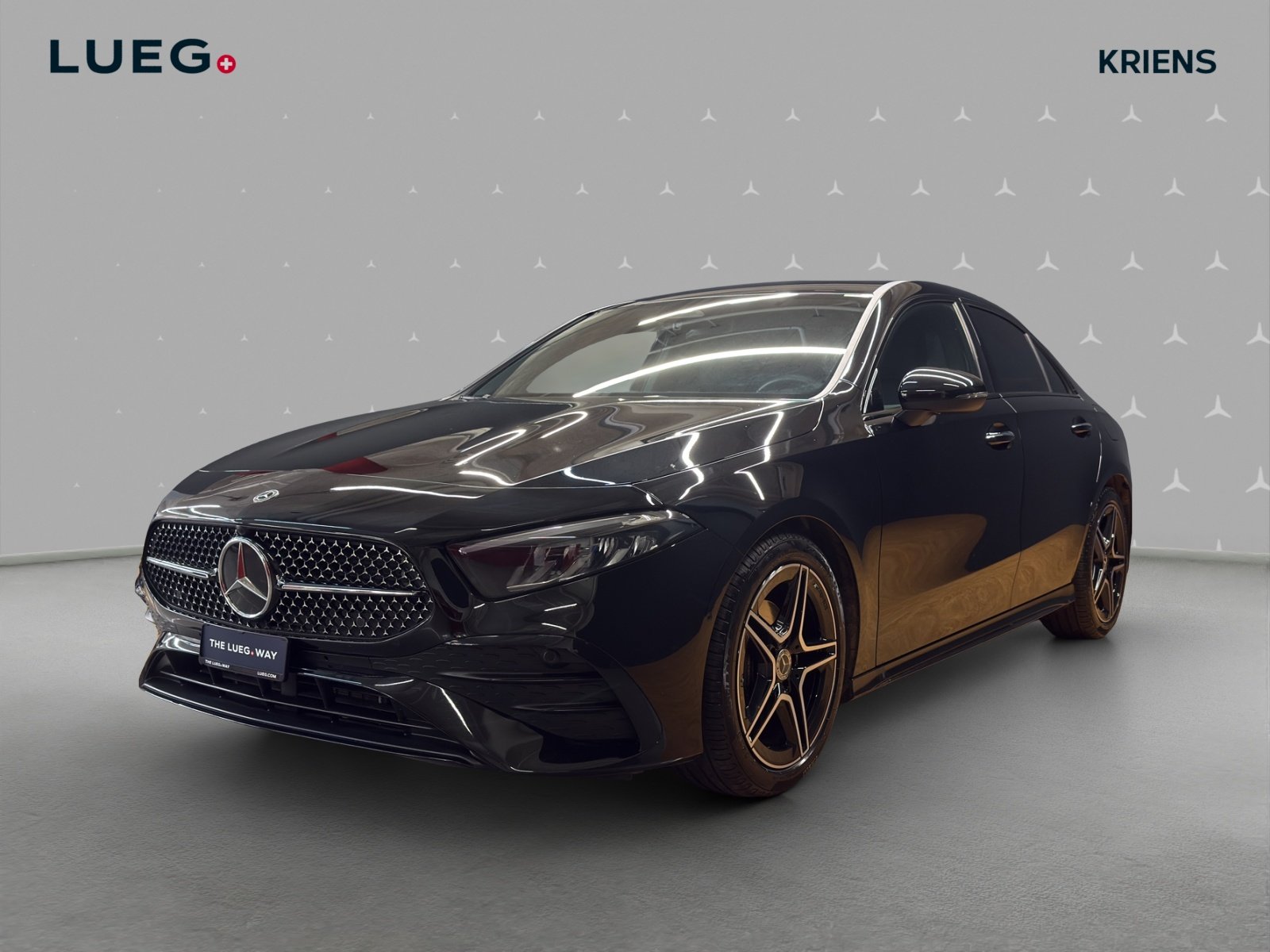 MERCEDES-BENZ A 200 - AMG / Rückfahrkamera / Smartphone Int, Hybride Léger Essence/Électricité, Occasion / Utilisé, Automatique - 2