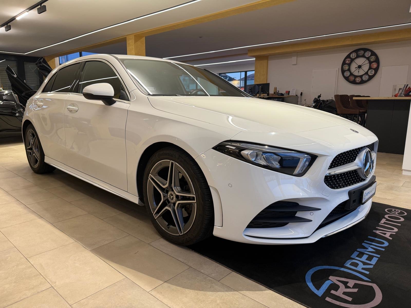 MERCEDES-BENZ AMG Line 7G-DCT
