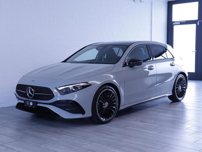 MERCEDES-BENZ A 200 Night Star AMG Line, Mild-Hybrid Petrol/Electric, Second hand / Used, Automatic