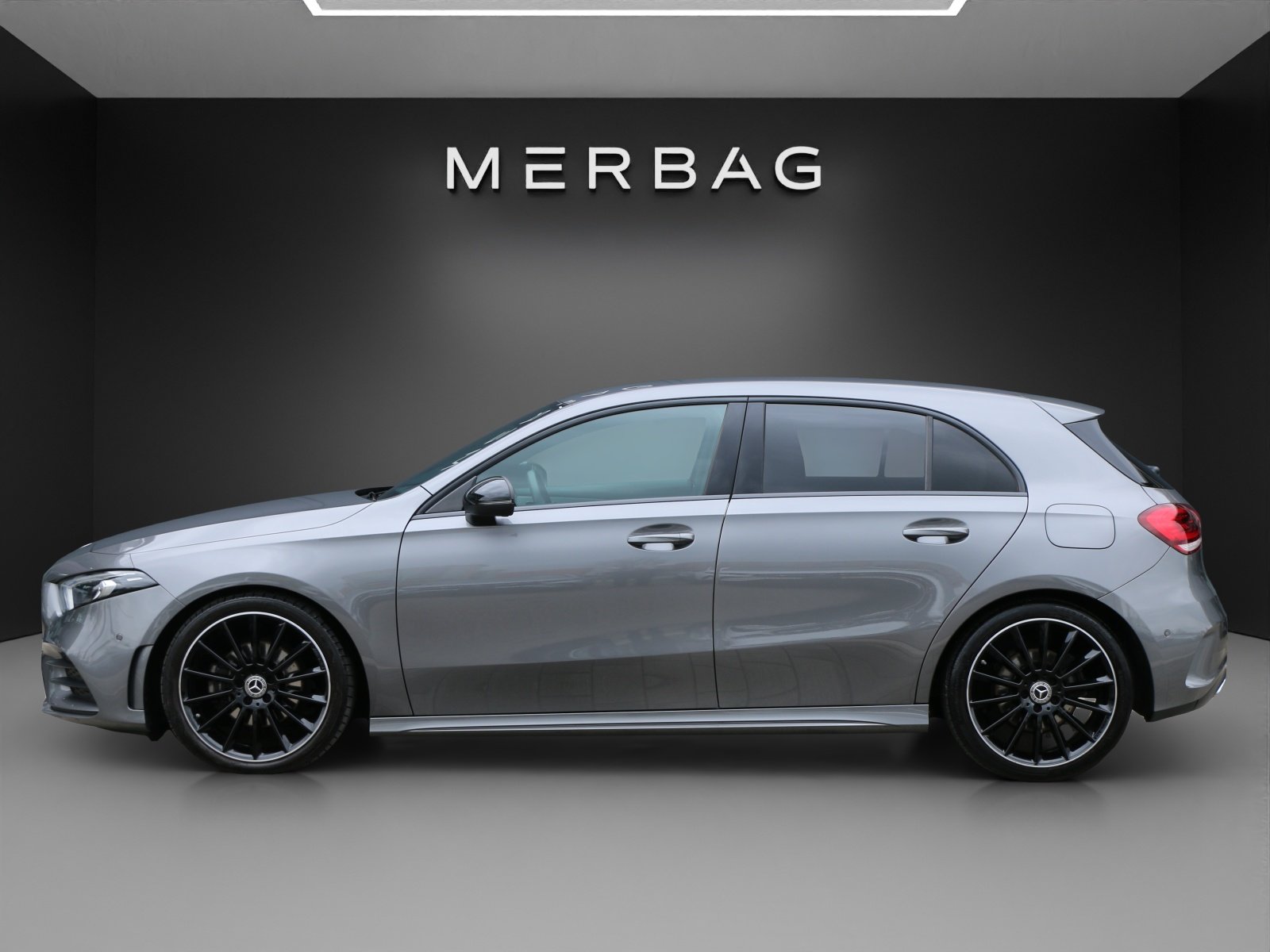 MERCEDES-BENZ A 200 AMG Line, Benzin, Occasion / Gebraucht, Automatik - 2