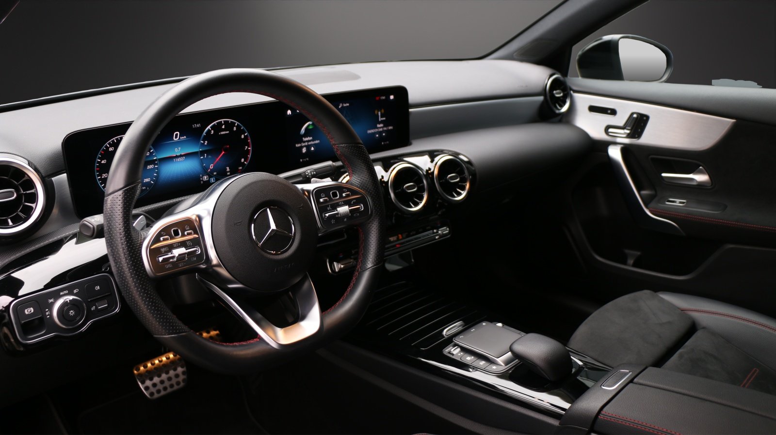 MERCEDES-BENZ A 200 AMG Line, Benzin, Occasion / Gebraucht, Automatik - 5