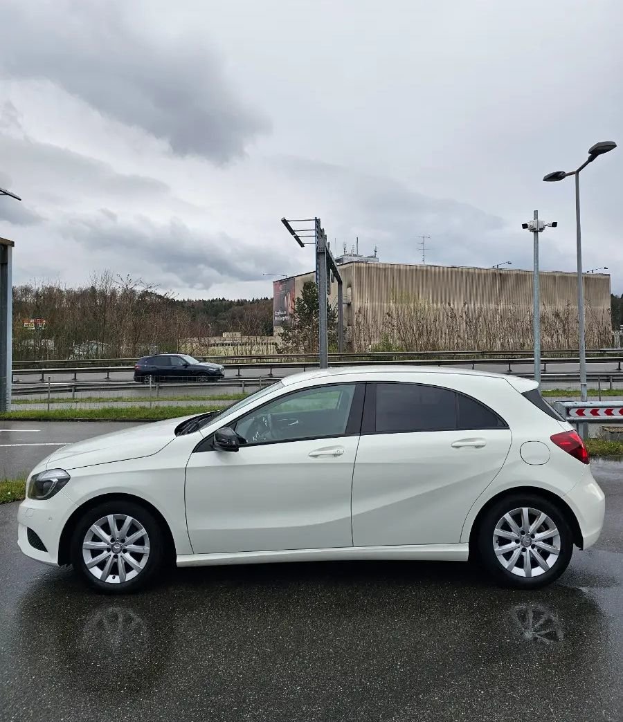 MERCEDES-BENZ A-Klasse W176 A 200 Night Star, Essence, Occasion / Utilisé, Automatique - 3
