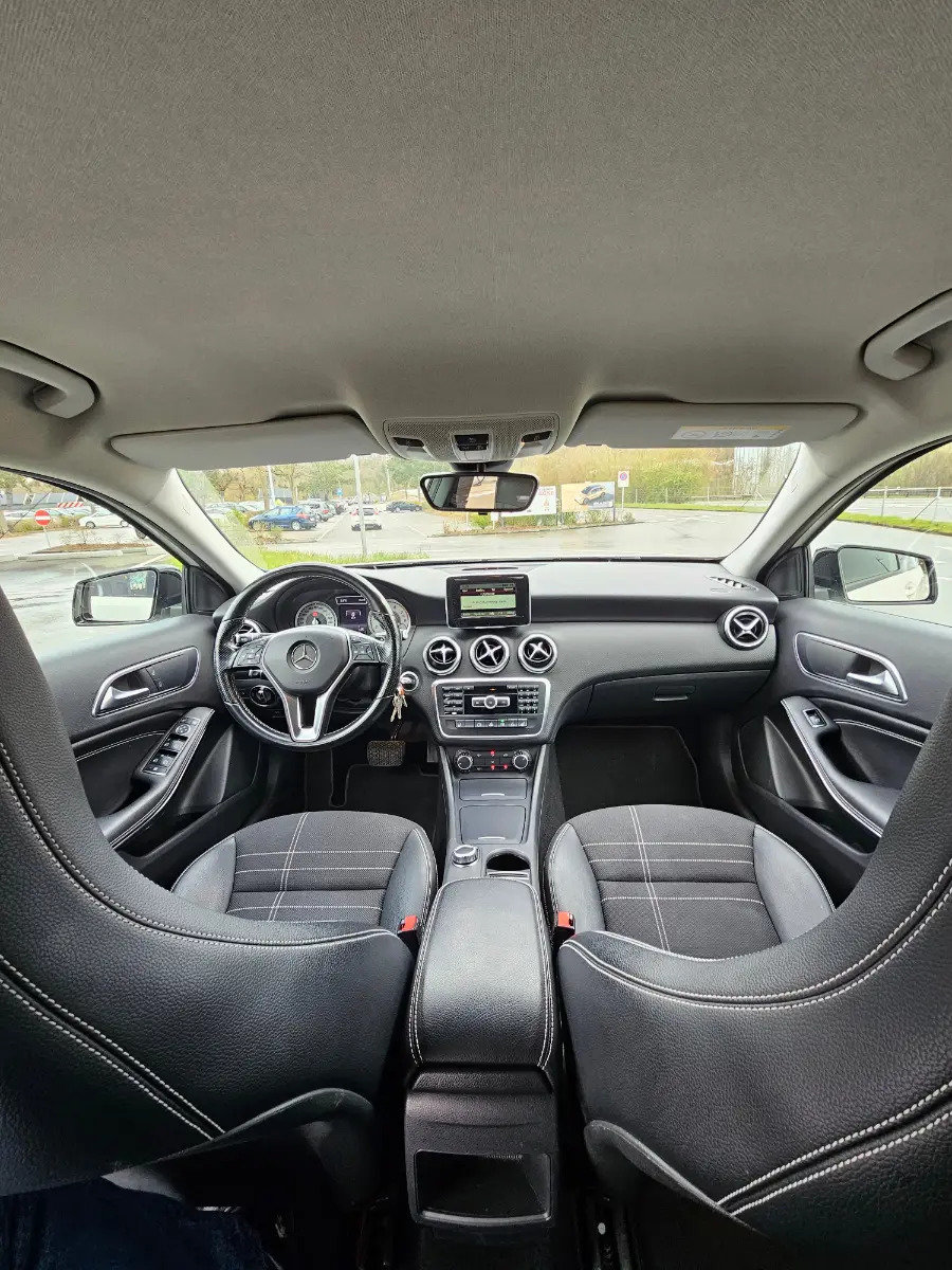 MERCEDES-BENZ A-Klasse W176 A 200 Night Star, Essence, Occasion / Utilisé, Automatique - 5