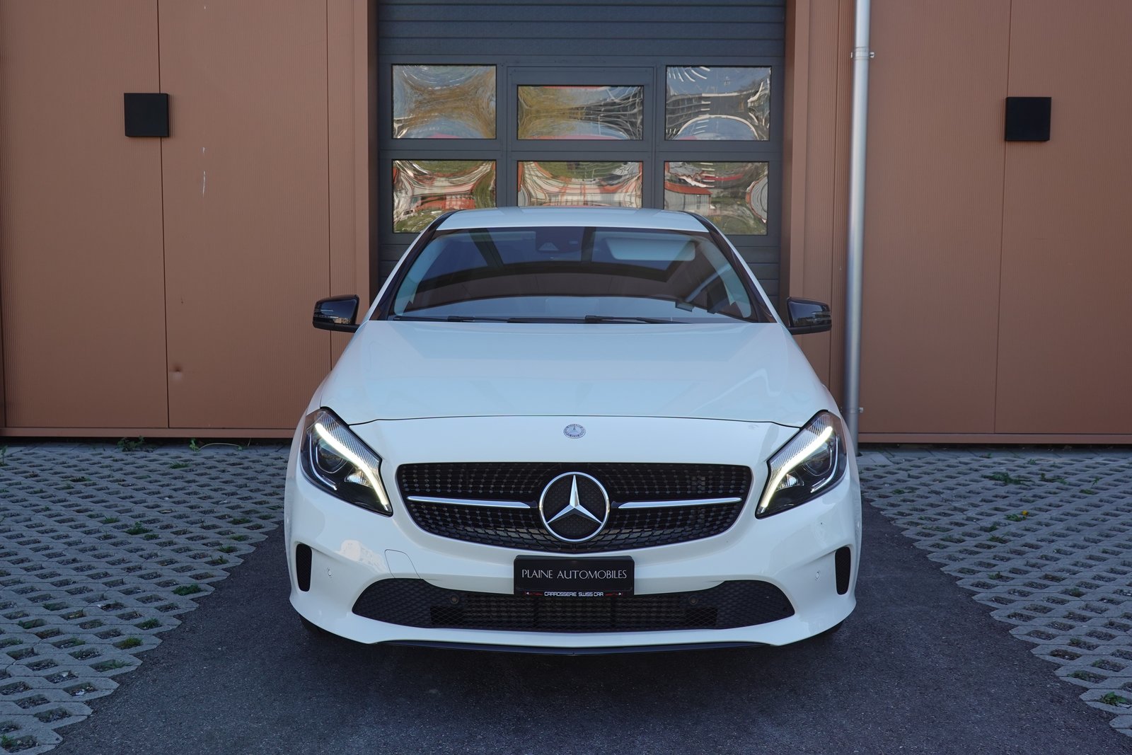 MERCEDES-BENZ A 200 Night Star, Essence, Occasion / Utilisé, Manuelle - 2