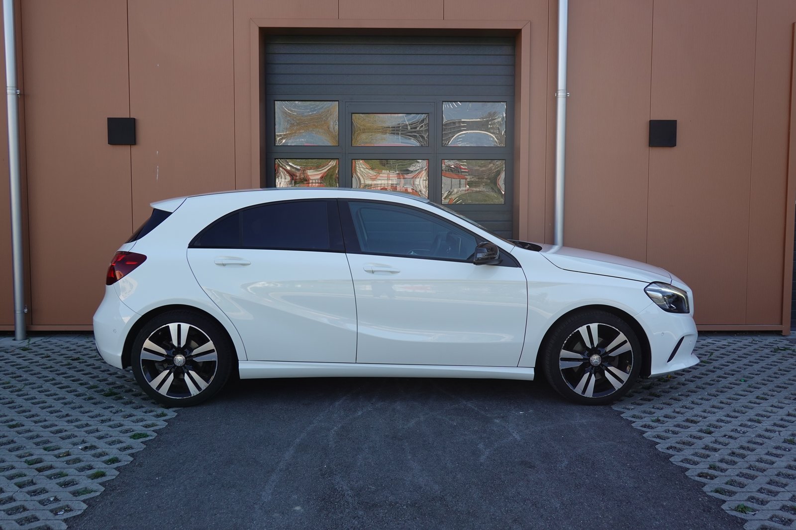 MERCEDES-BENZ A 200 Night Star, Essence, Occasion / Utilisé, Manuelle - 5