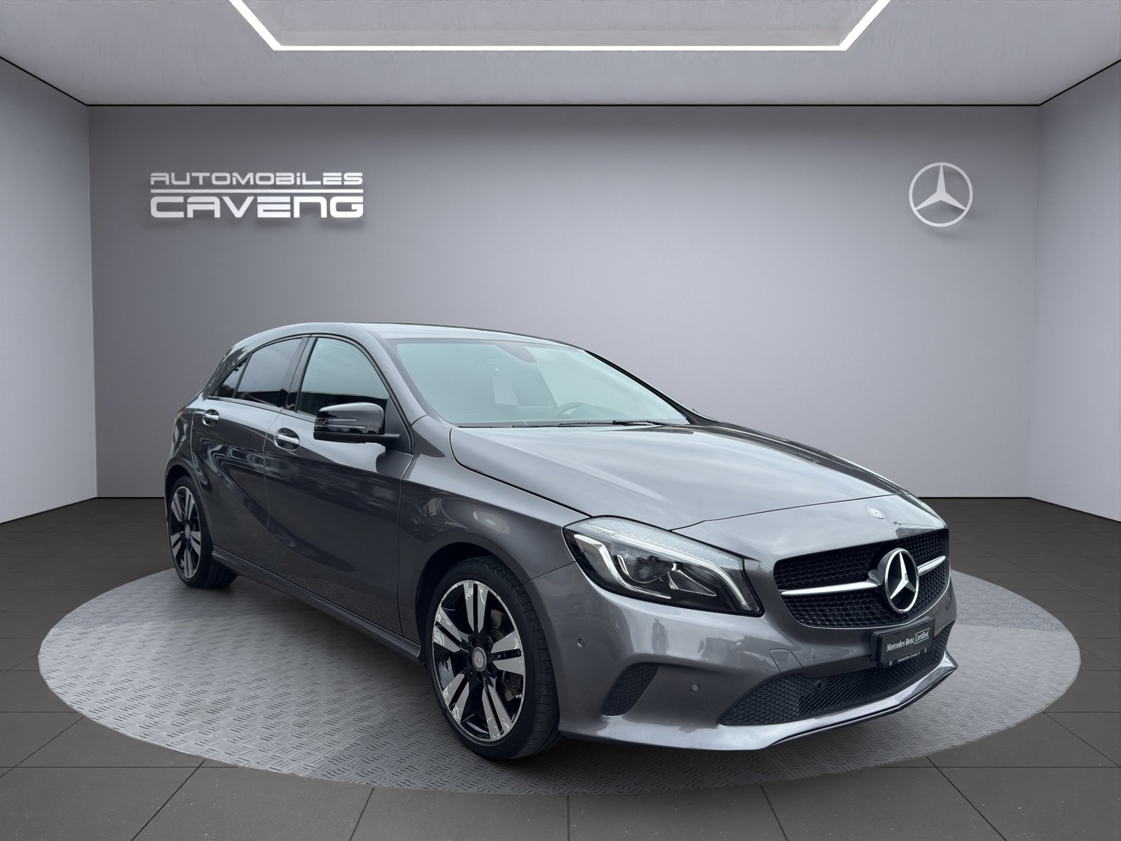 MERCEDES-BENZ A 200 Urban 7G-DCT, Benzin, Occasion / Gebraucht, Automatik - 7