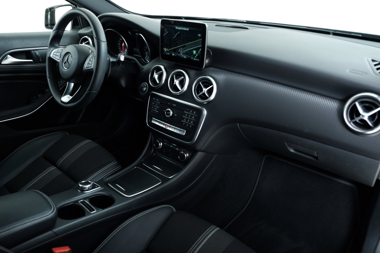 MERCEDES-BENZ A 200 Night Star, Benzin, Occasion / Gebraucht, Automatik - 6