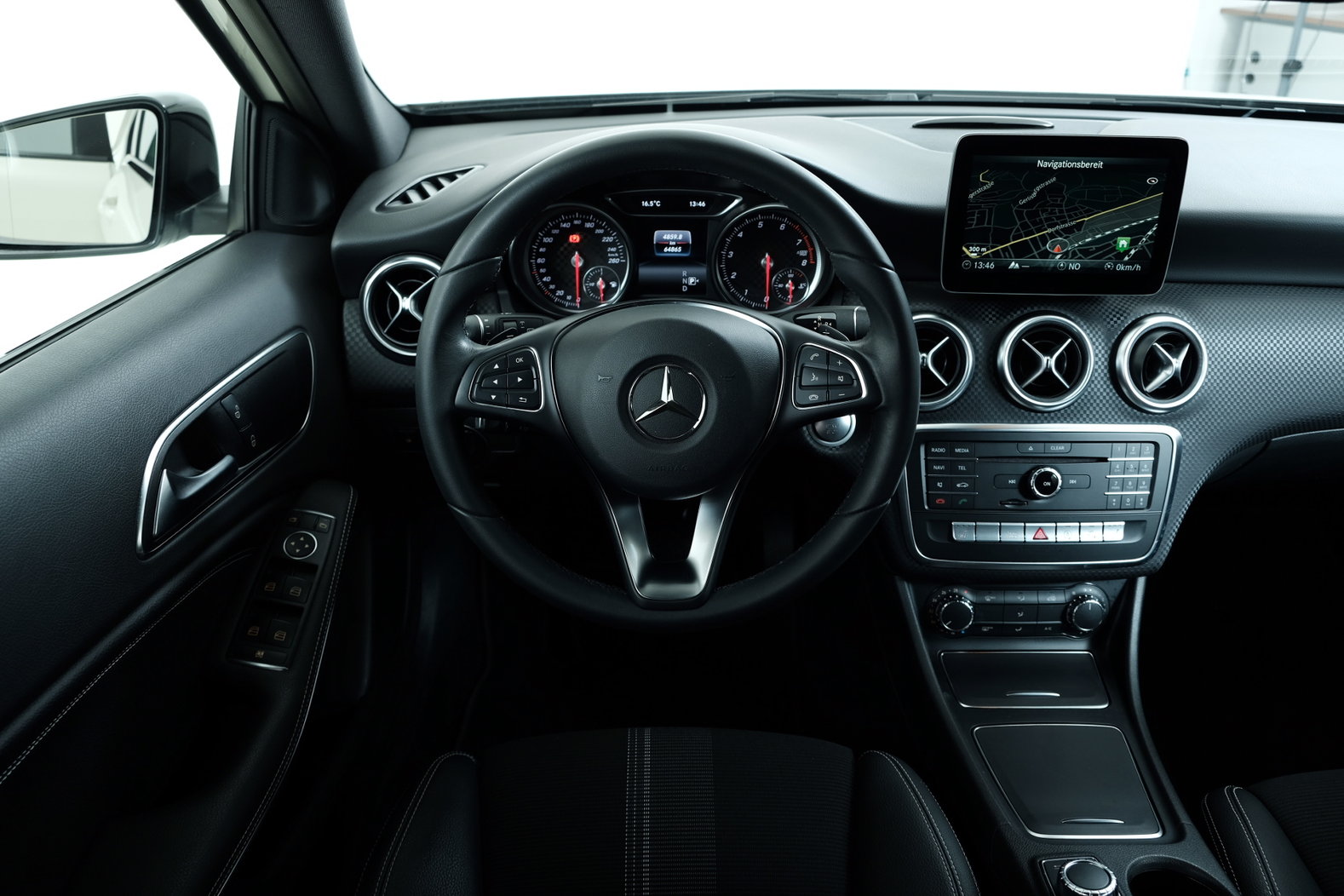 MERCEDES-BENZ A 200 Night Star, Benzin, Occasion / Gebraucht, Automatik - 7