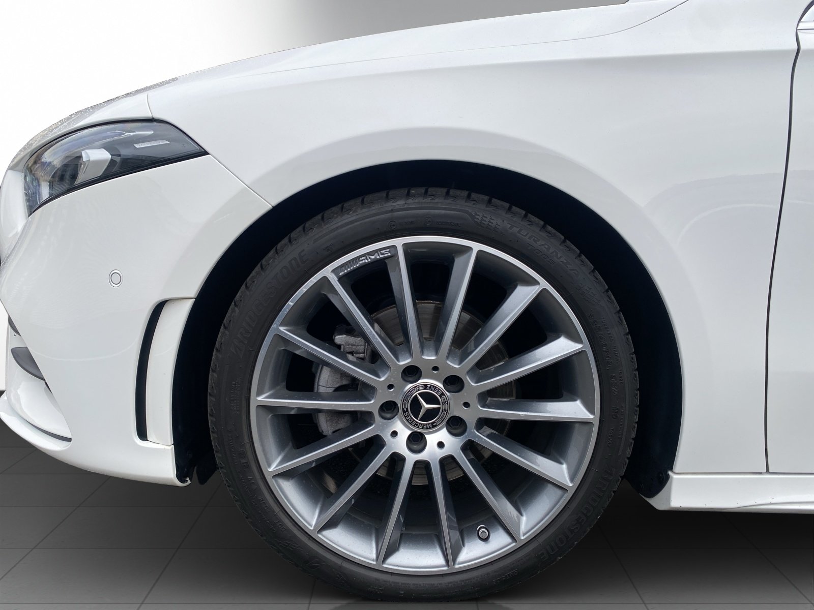 MERCEDES-BENZ A 200 AMG Line 4Matic, Benzin, Occasion / Gebraucht, Automatik - 6