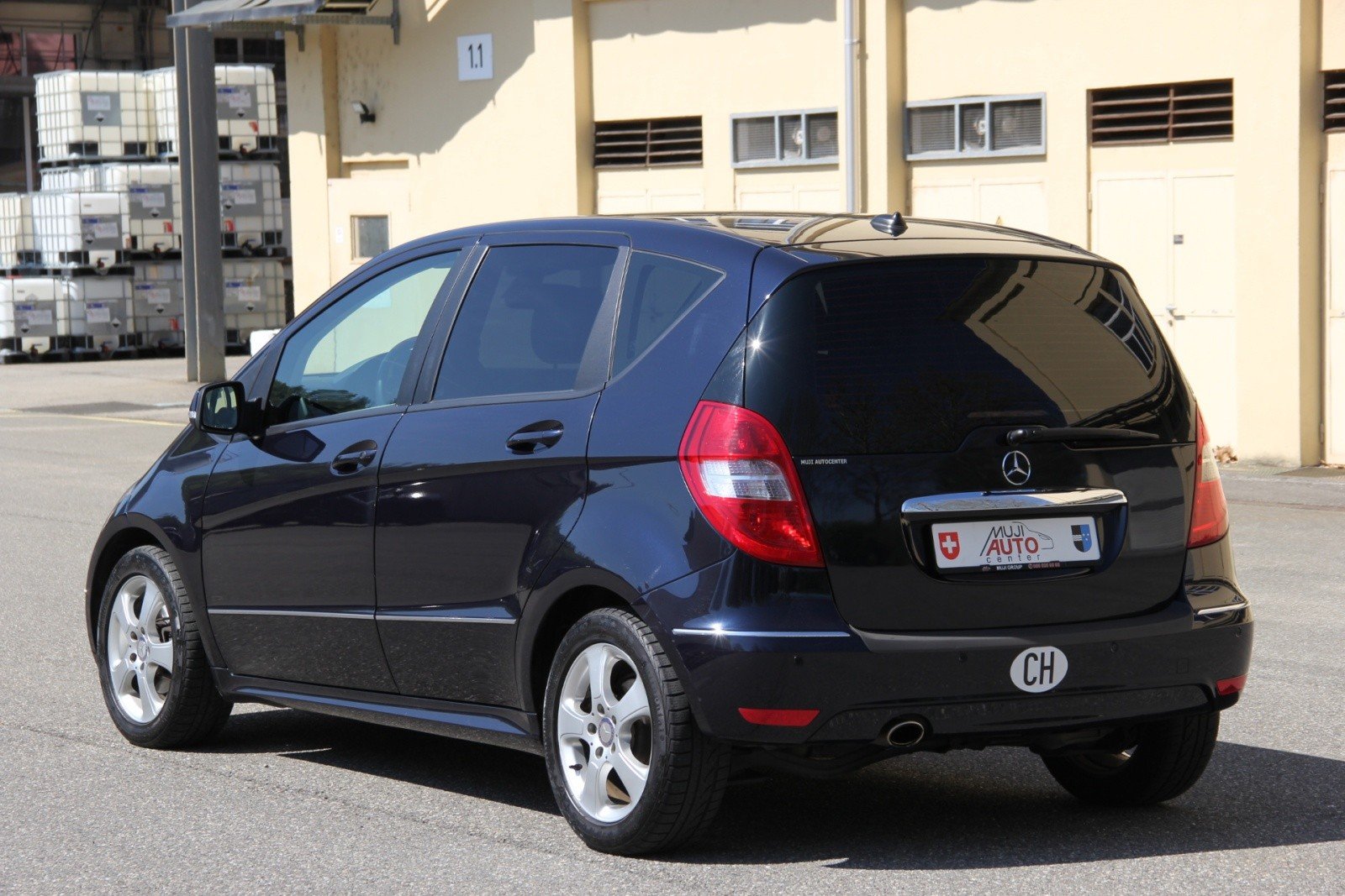 MERCEDES-BENZ A 200 Elégance Autotronic, Petrol, Second hand / Used, Automatic - 3