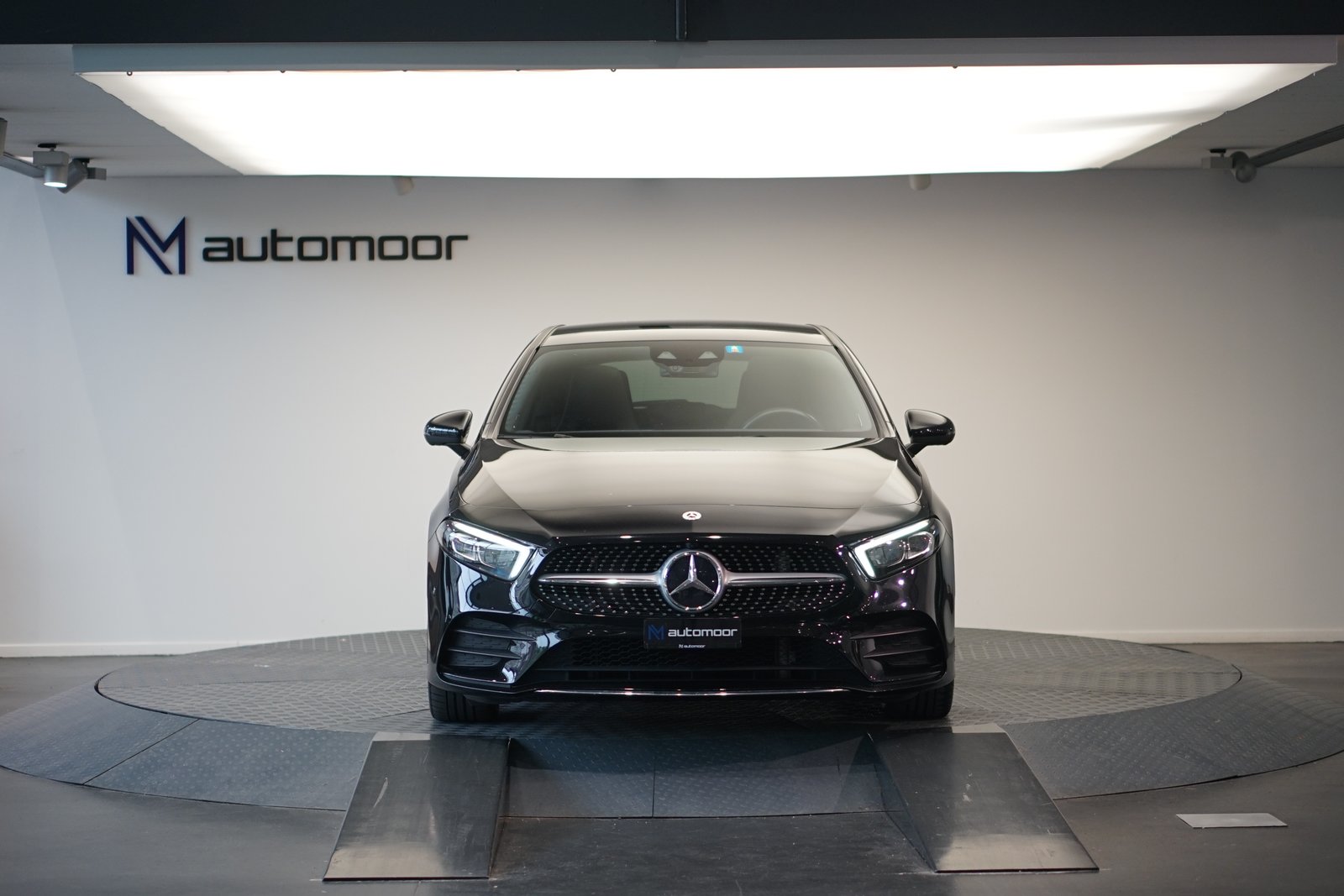 MERCEDES-BENZ A 200 AMG Line 7G-DCT *CH-Fahrzeug* *Burmester, Benzin, Occasion / Gebraucht, Automatik - 2