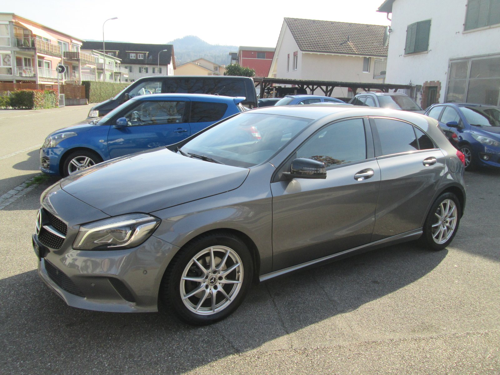 MERCEDES-BENZ A 200 Night Star 7G-DCT