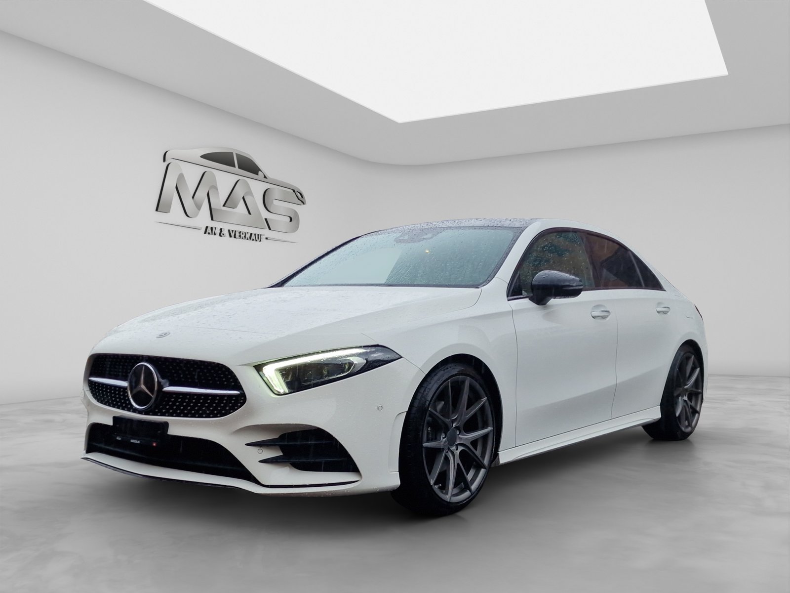 MERCEDES-BENZ A 200 AMG Line 7G-DCT