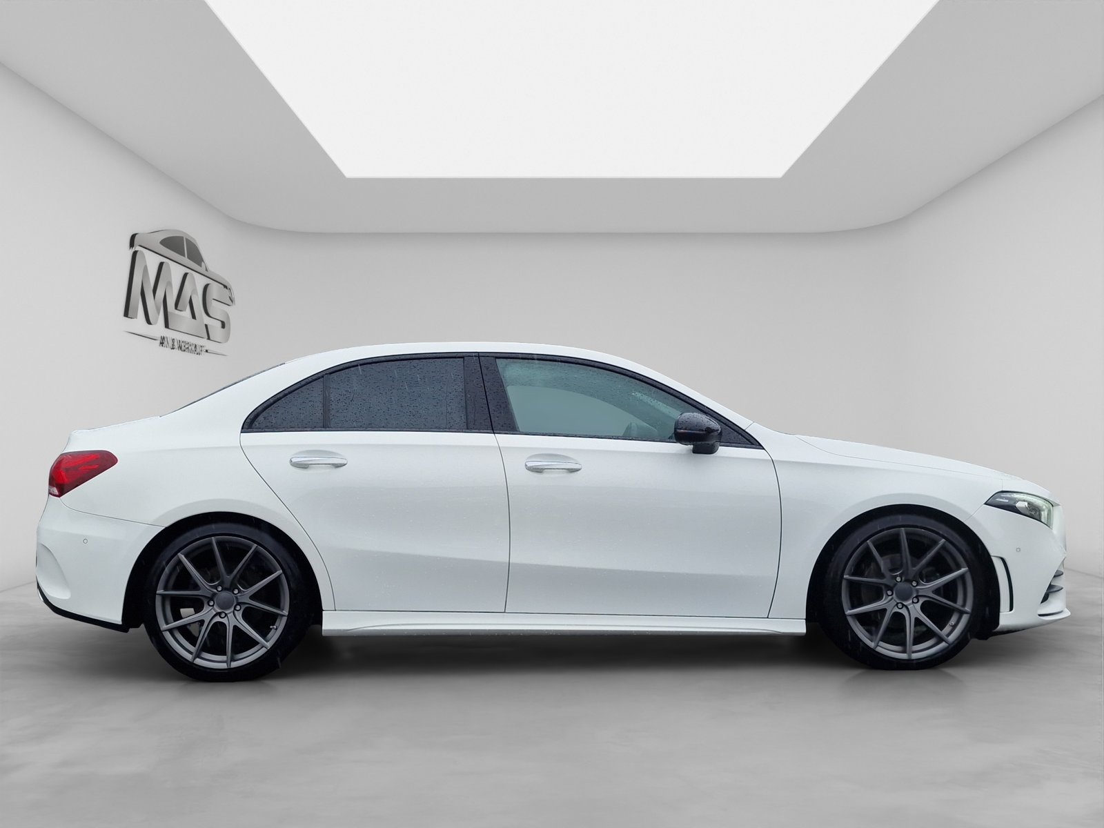 MERCEDES-BENZ A 200 AMG Line 7G-DCT, Petrol, Second hand / Used, Automatic - 7