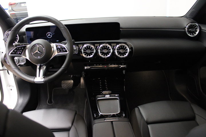 MERCEDES-BENZ A 200 Progressive, Hybride Leggero Benzina/Elettrica, Occasioni / Usate, Automatico - 7