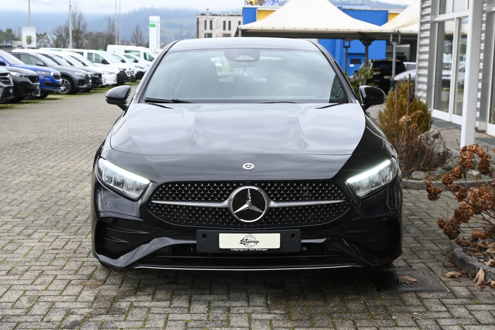 MERCEDES-BENZ A 200 AMG Line 7G-DCT, Mild-Hybrid Benzin/Elektro, Occasion / Gebraucht, Automatik - 3