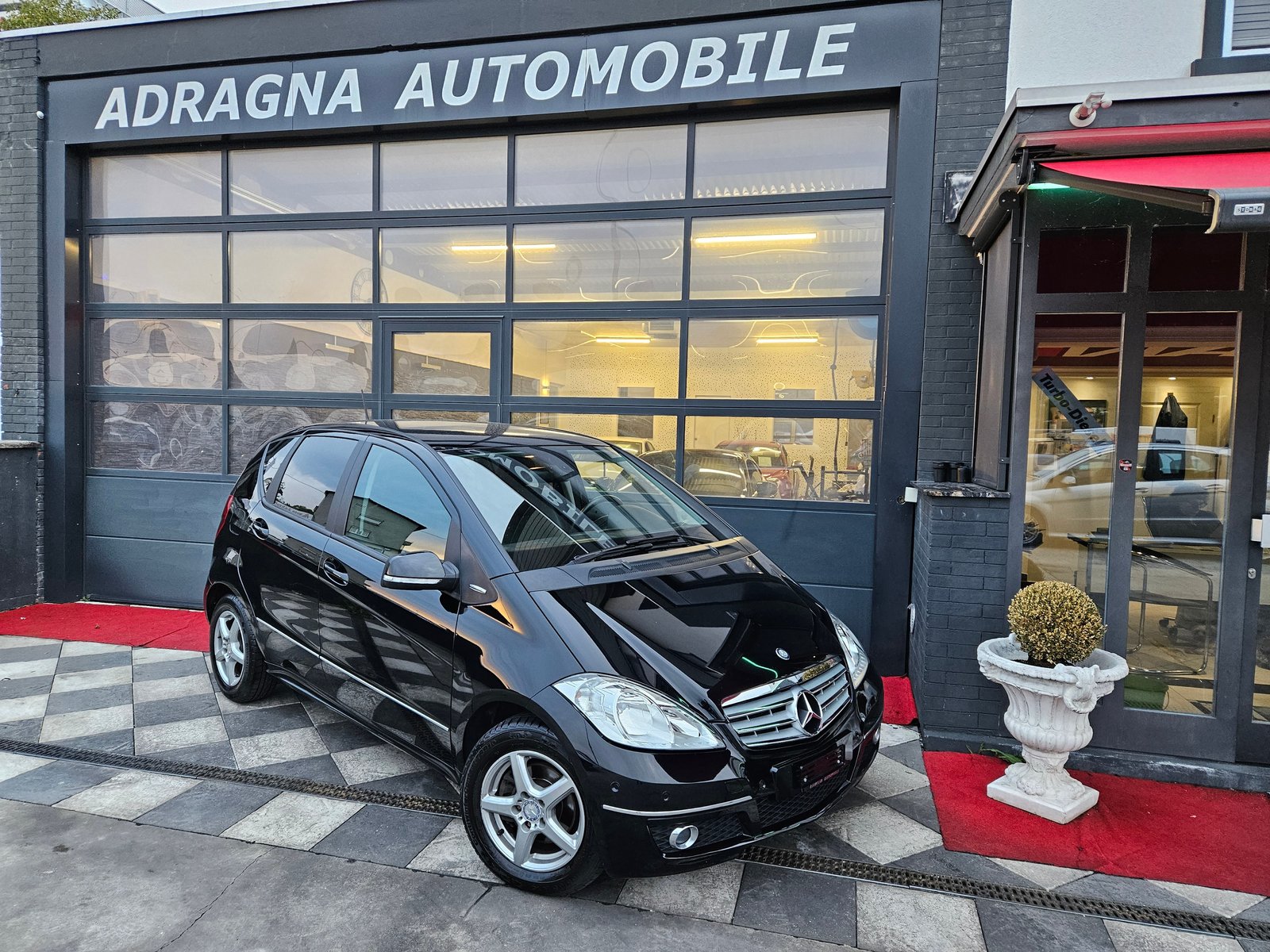 MERCEDES-BENZ A 200 Avantgarde Autotronic, Petrol, Second hand / Used, Automatic - 2