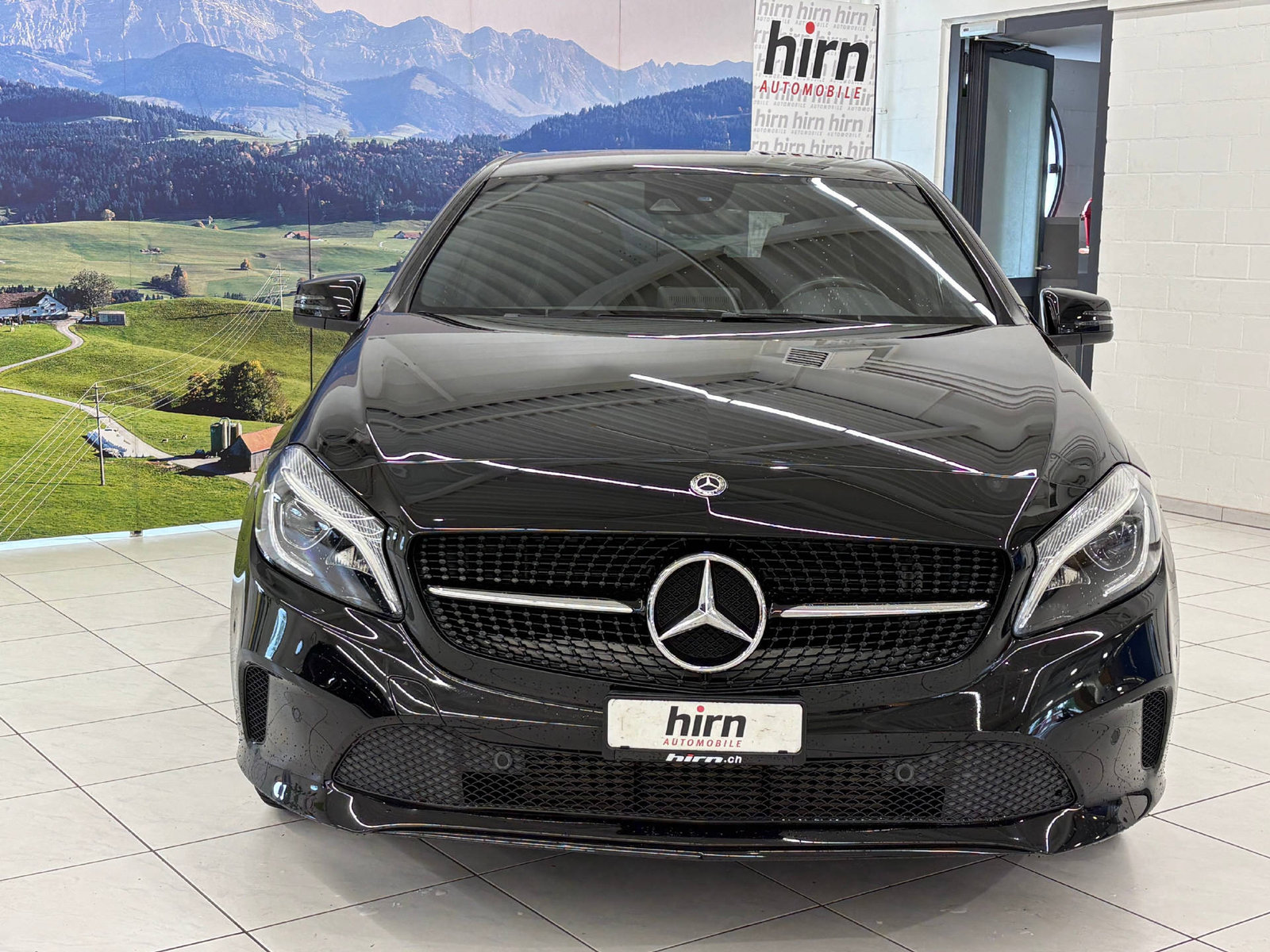 MERCEDES-BENZ A 200 Night Star, Petrol, Second hand / Used, Automatic - 2