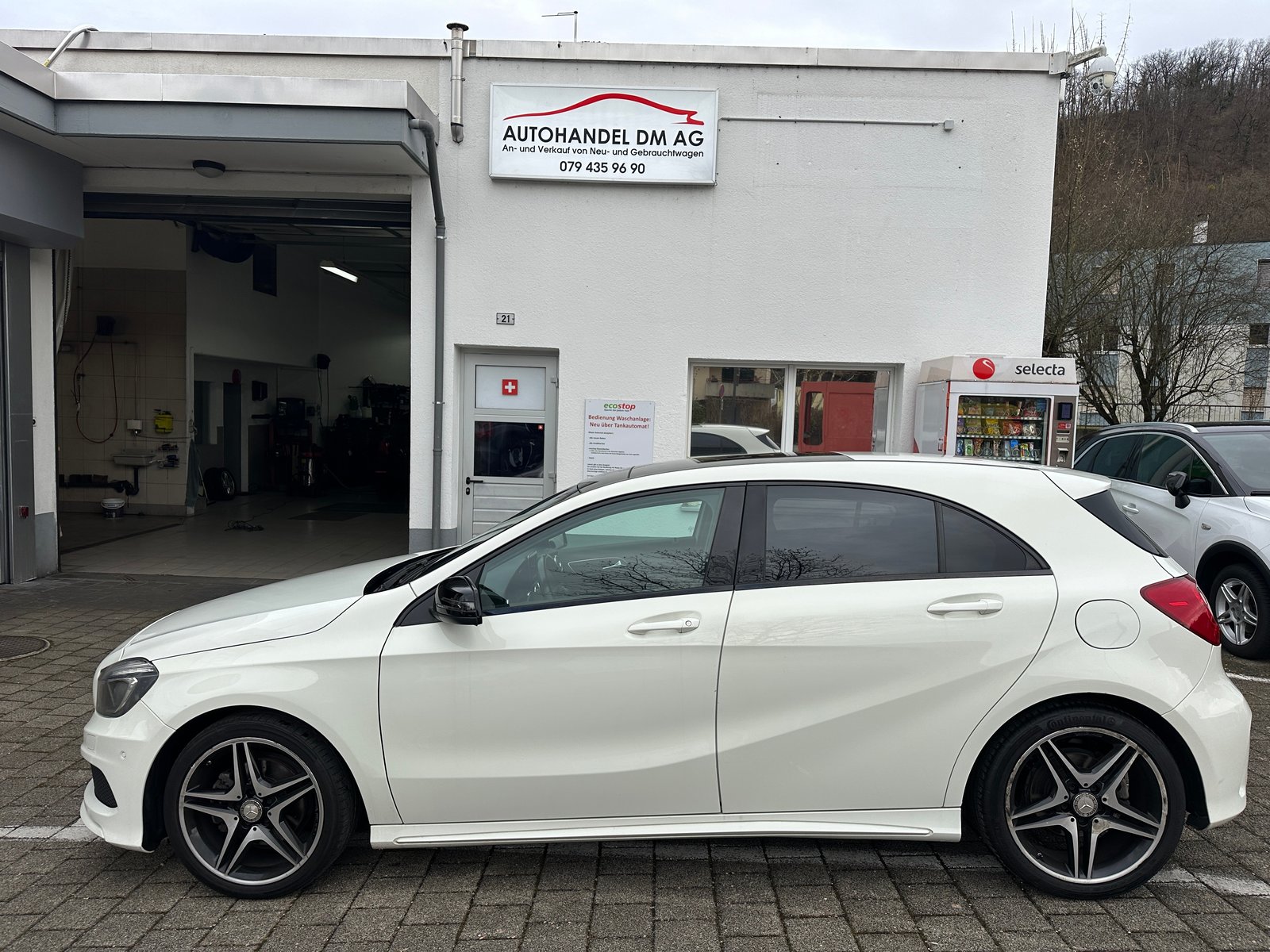 MERCEDES-BENZ A 200 AMG Line, Petrol, Second hand / Used, Manual - 7