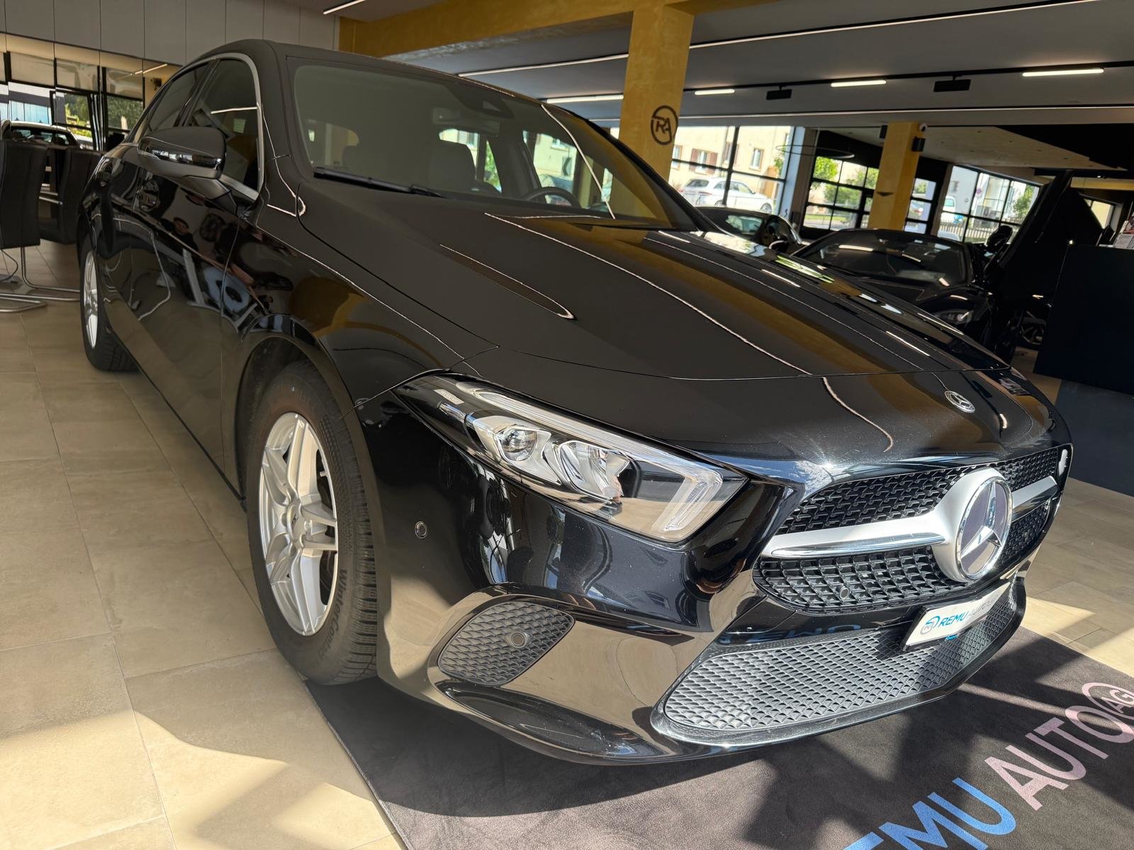 MERCEDES-BENZ A 200 Progressive 7G-DCT