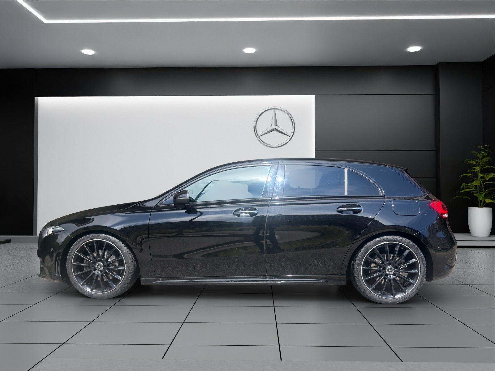 MERCEDES-BENZ A 200 AMG Line, Benzina, Occasioni / Usate, Manuale - 3