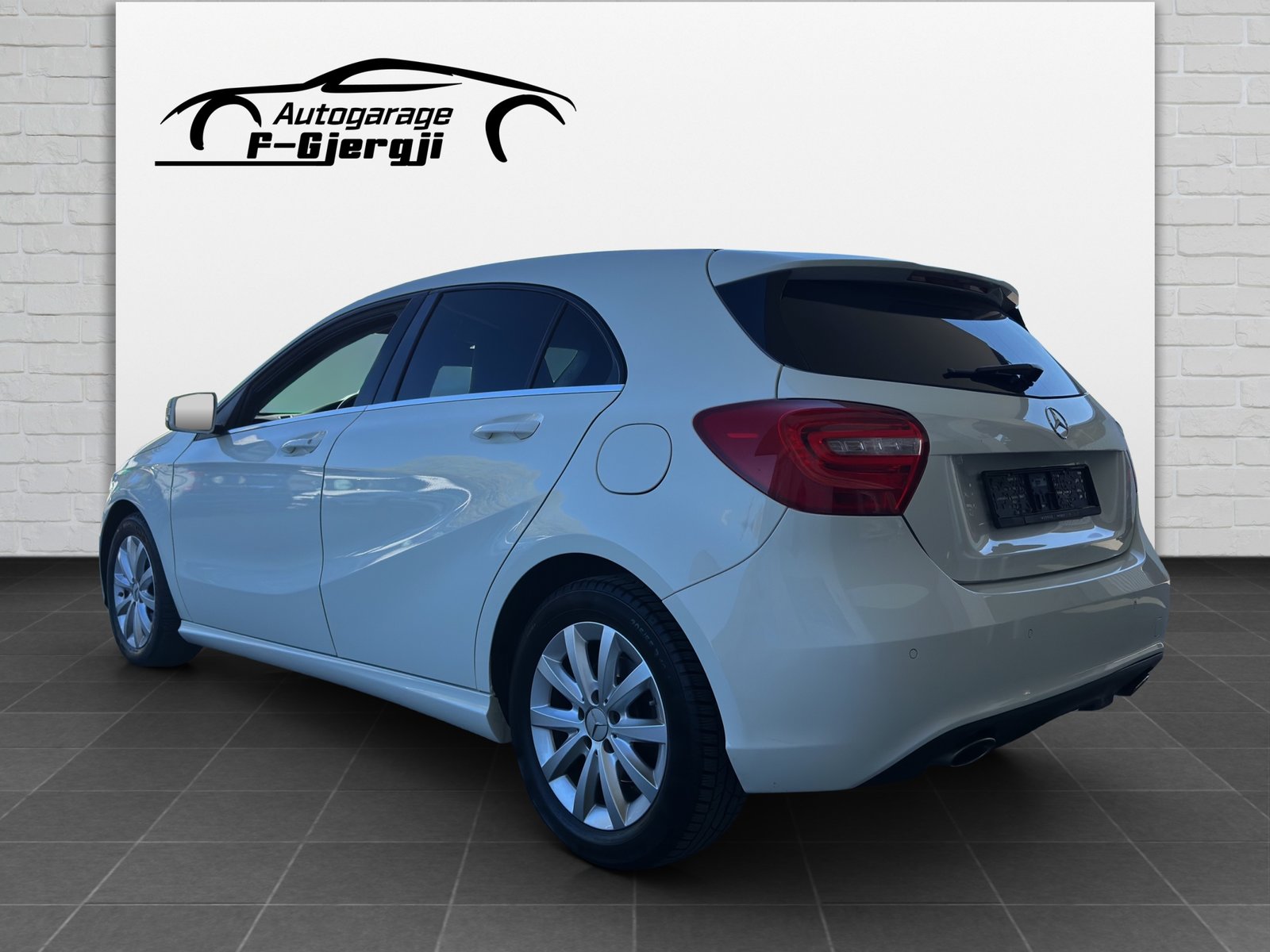 MERCEDES-BENZ A 200 Urban, Benzin, Occasion / Gebraucht, Handschaltung - 4