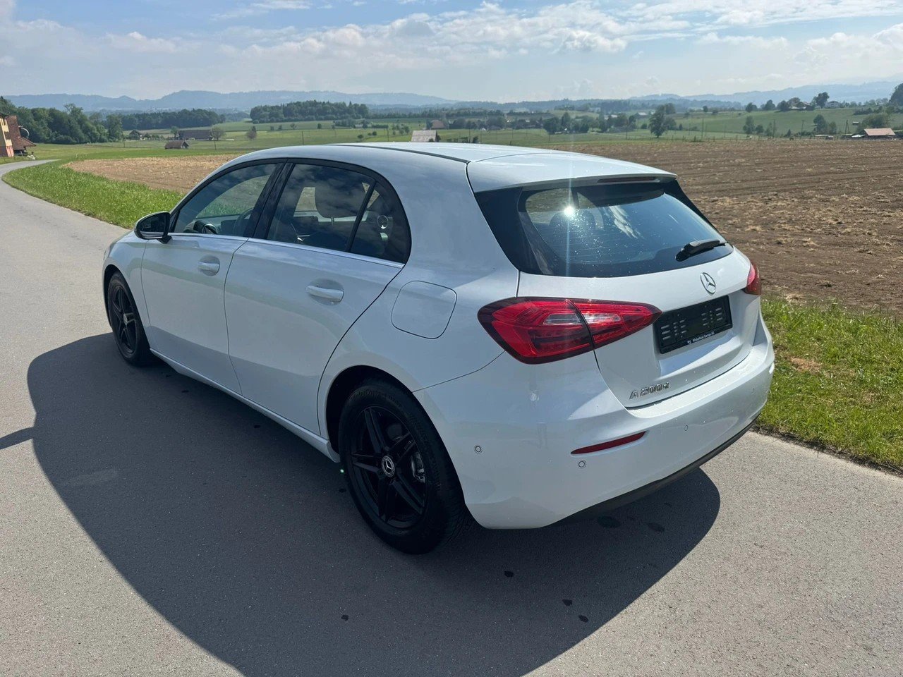 MERCEDES-BENZ A 200 d 8G-DCT, Diesel, Second hand / Used, Automatic - 4