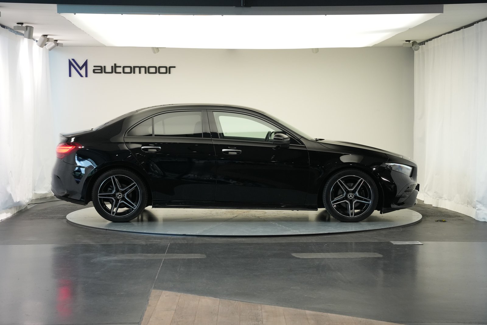 MERCEDES-BENZ A 200 d AMG Line 8G-DCT *Facelift*, Diesel, Occasion / Gebraucht, Automatik - 4