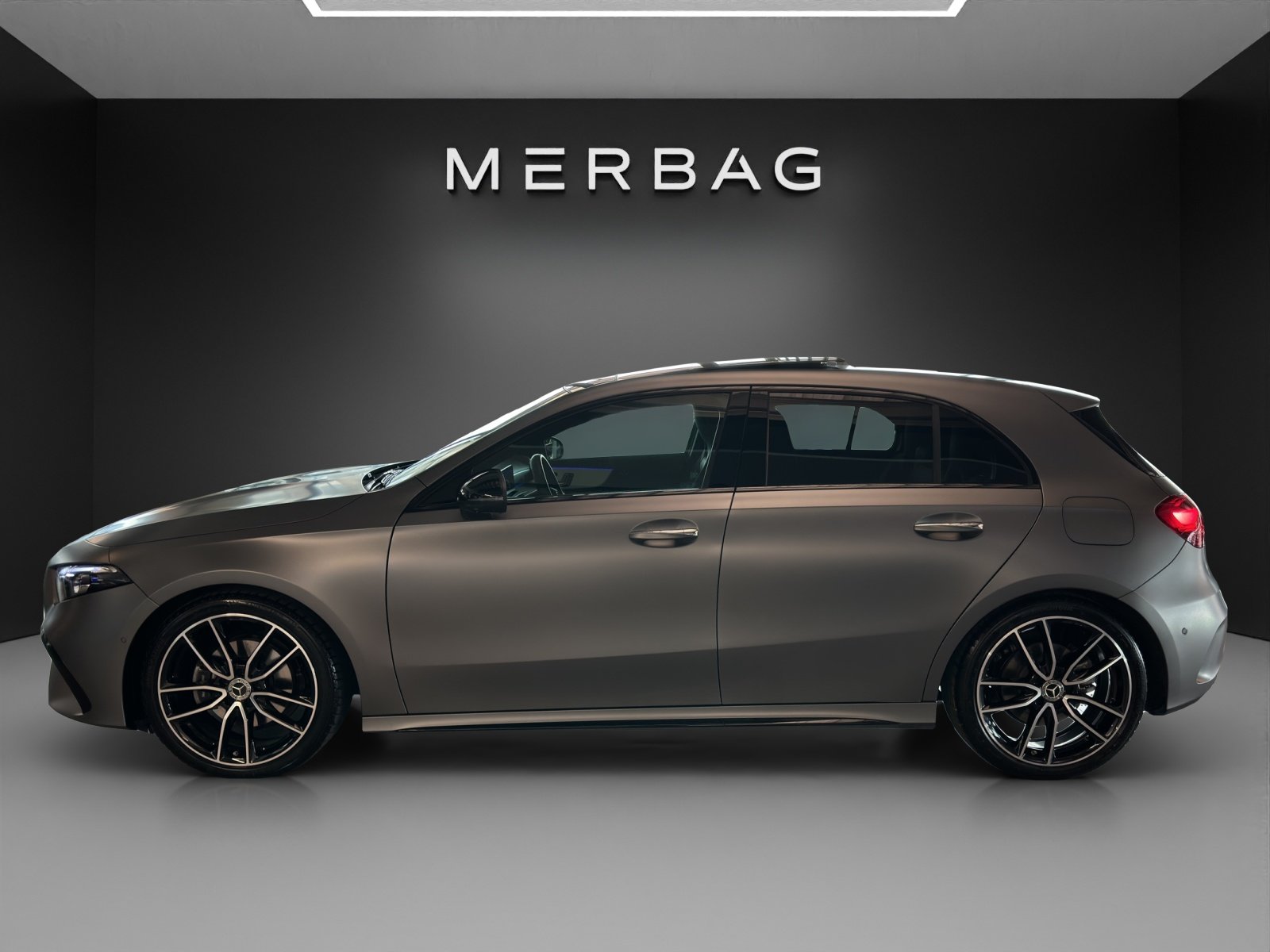MERCEDES-BENZ A 200 7G-DCT, Mild-Hybrid Benzin/Elektro, Occasion / Gebraucht, Automatik - 3