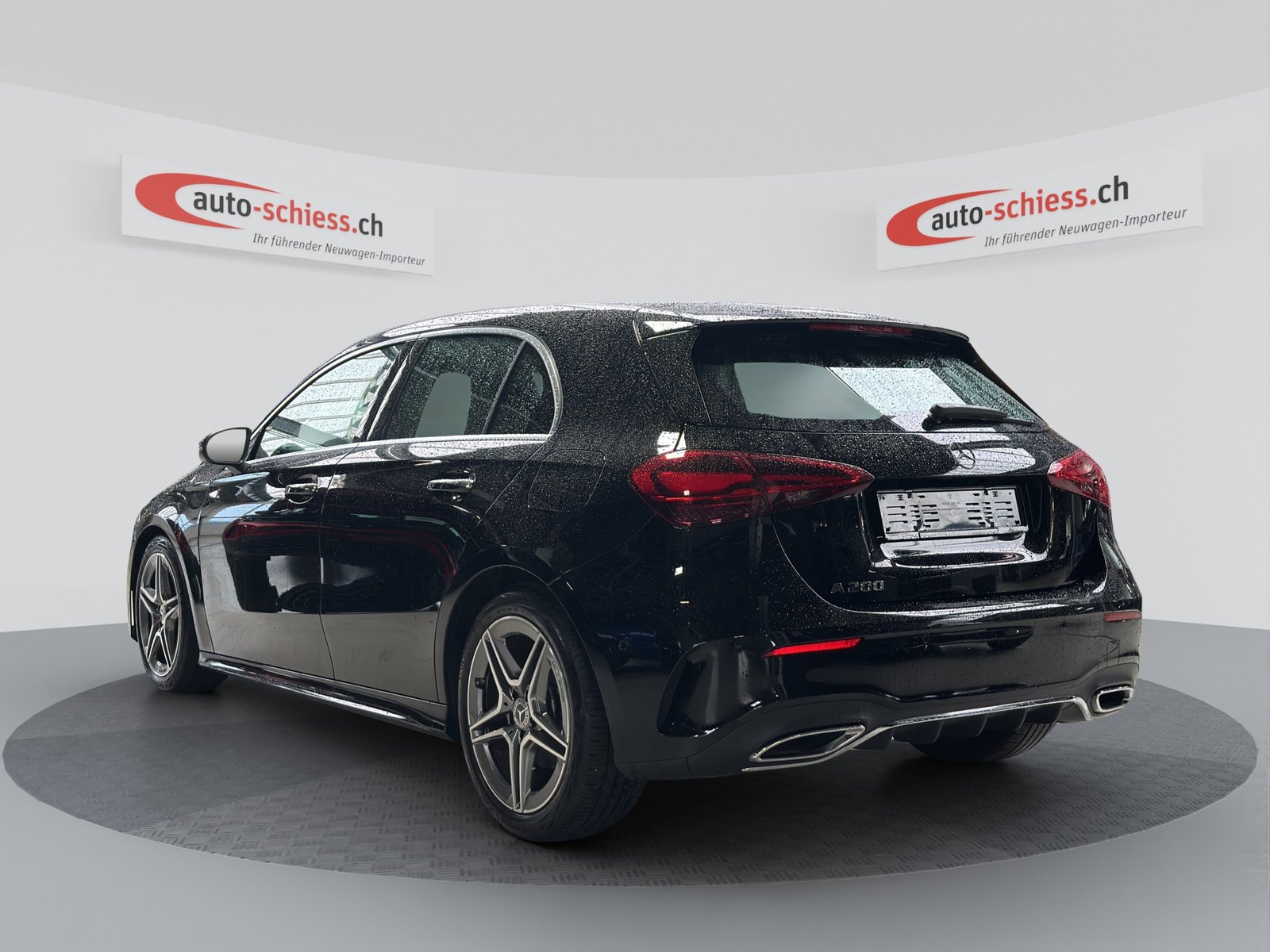 MERCEDES-BENZ A 200 AMG 7G-DCT, Mild-Hybrid Benzin/Elektro, Occasion / Gebraucht, Automatik - 3