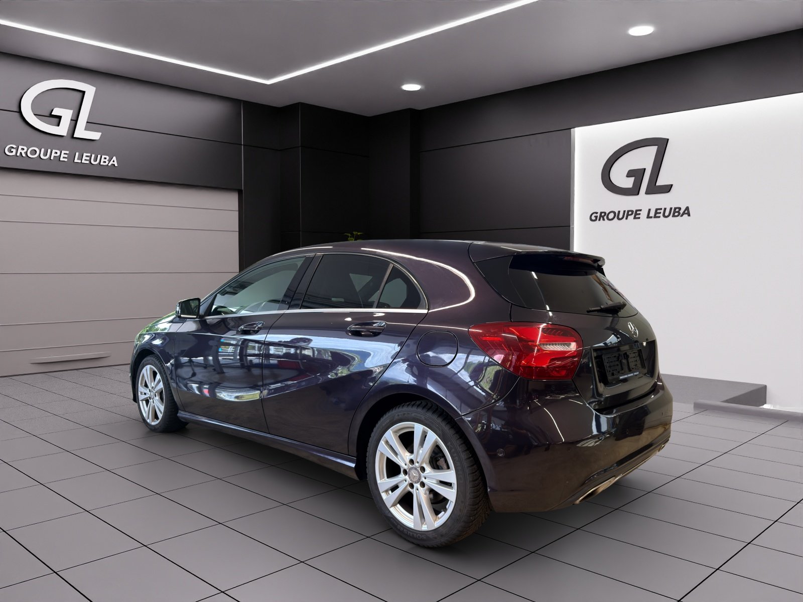 MERCEDES-BENZ A 200, Benzin, Occasion / Gebraucht, Automatik - 4