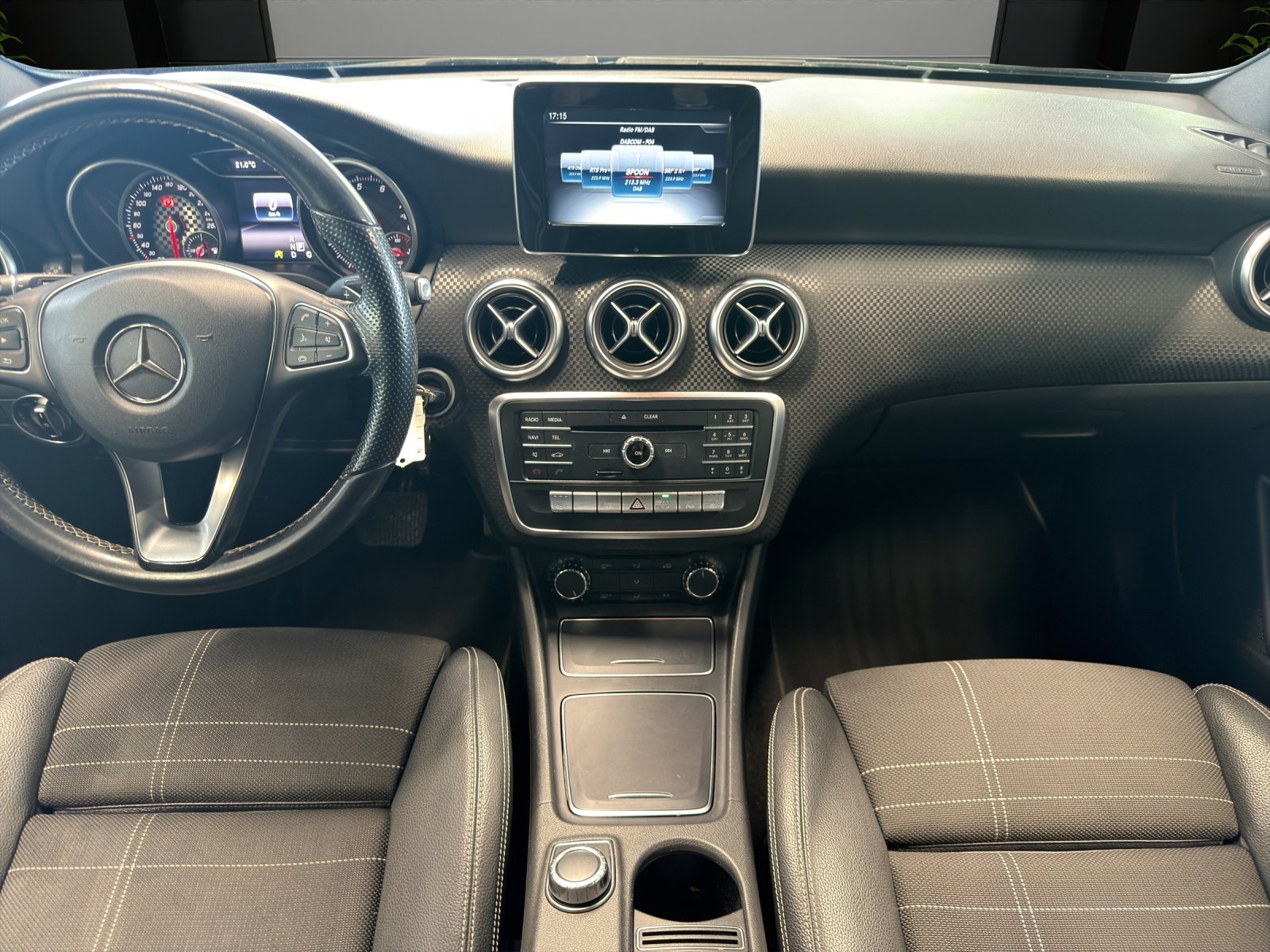 MERCEDES-BENZ A 200, Benzin, Occasion / Gebraucht, Automatik - 7