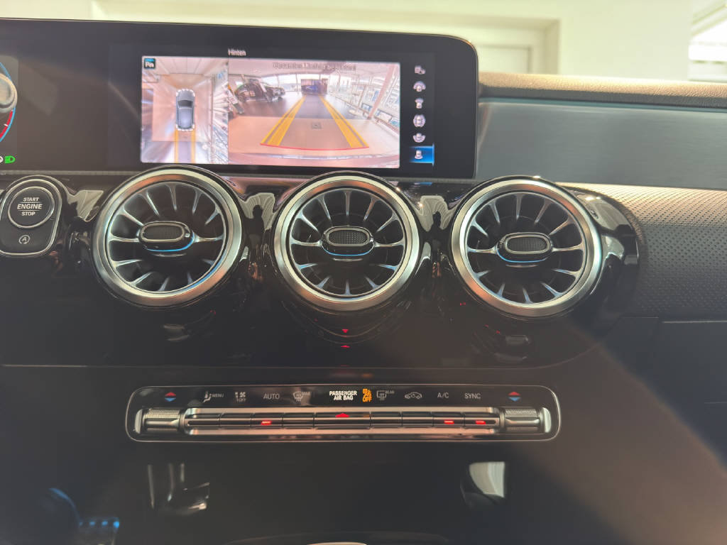 MERCEDES-BENZ A 200 AMG Line, Benzin, Occasion / Gebraucht, Automatik - 6
