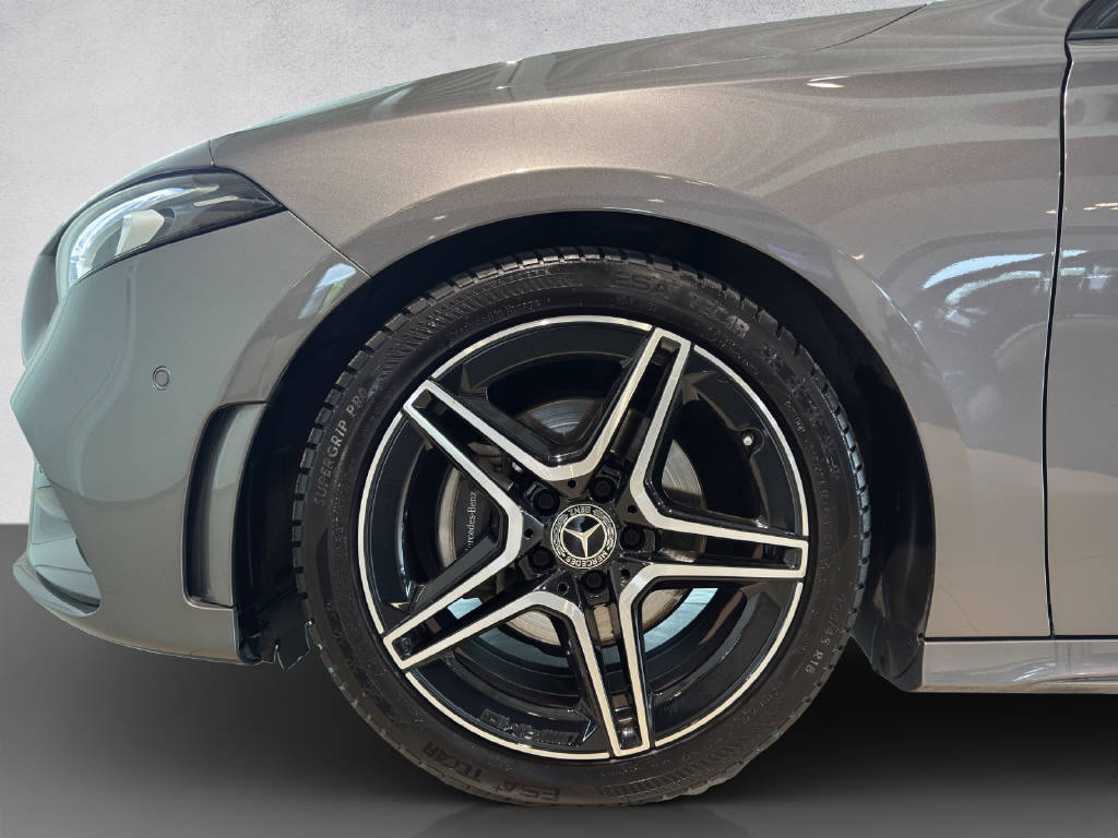 MERCEDES-BENZ A 200 AMG Line, Benzin, Occasion / Gebraucht, Automatik - 7