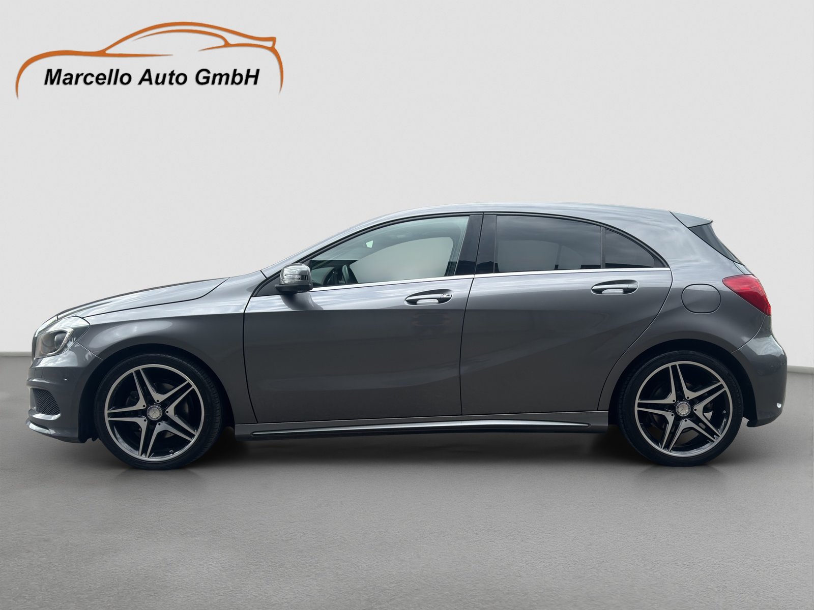 MERCEDES-BENZ A 200 AMG Line, Benzina, Occasioni / Usate, Manuale - 2