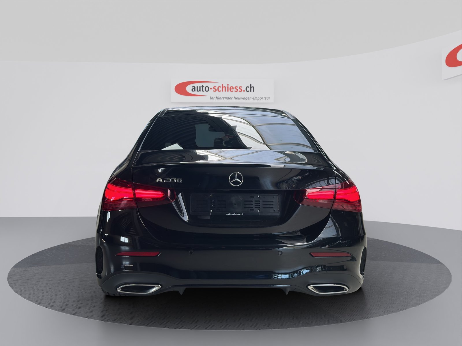 MERCEDES-BENZ A 200 7G-DCT AMG Line Night, Mild-Hybrid Benzin/Elektro, Occasion / Gebraucht, Automatik - 4