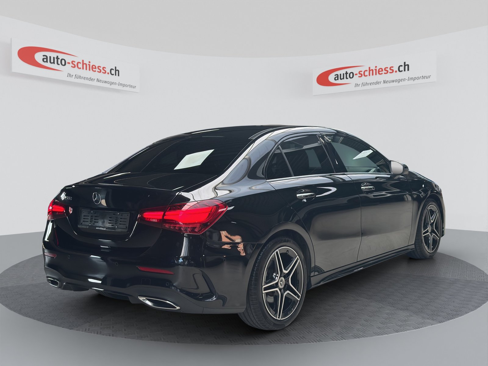 MERCEDES-BENZ A 200 7G-DCT AMG Line Night, Mild-Hybrid Benzin/Elektro, Occasion / Gebraucht, Automatik - 5