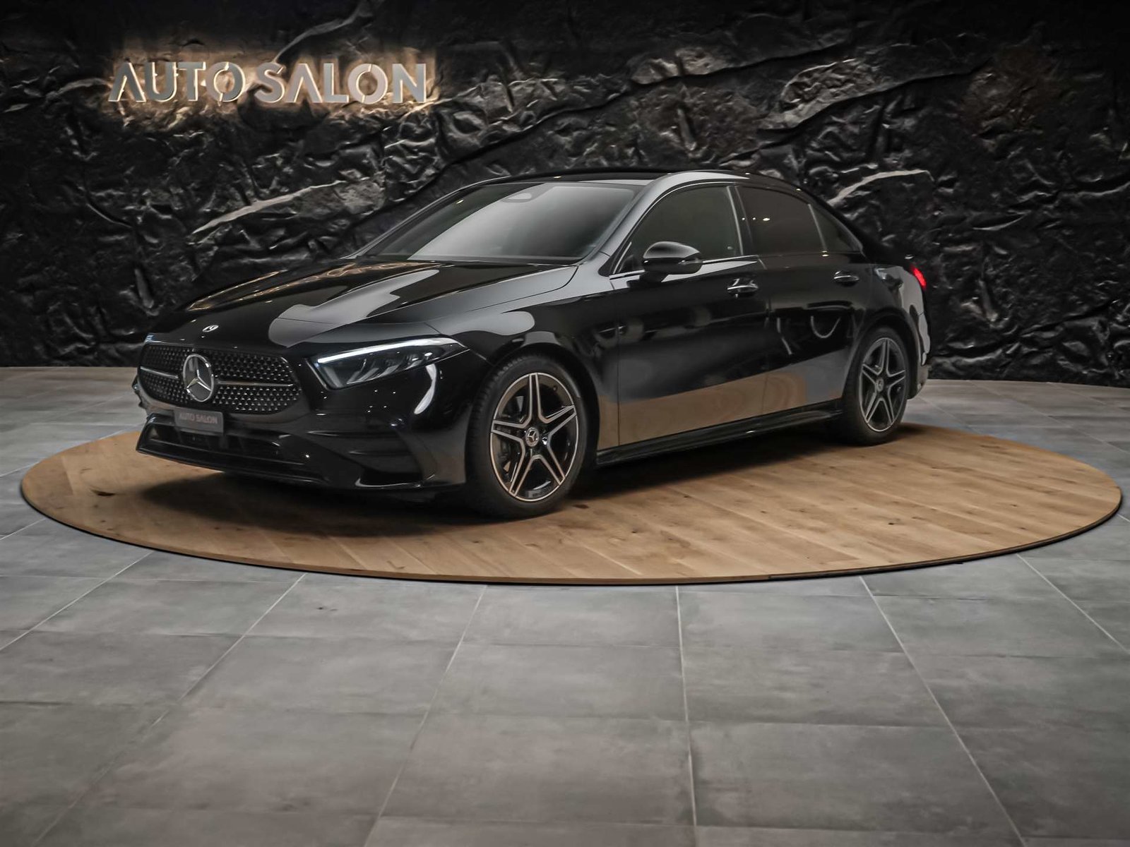 MERCEDES-BENZ A 200 AMG Line 7G-DCT *Limousine*Facelift*Kame