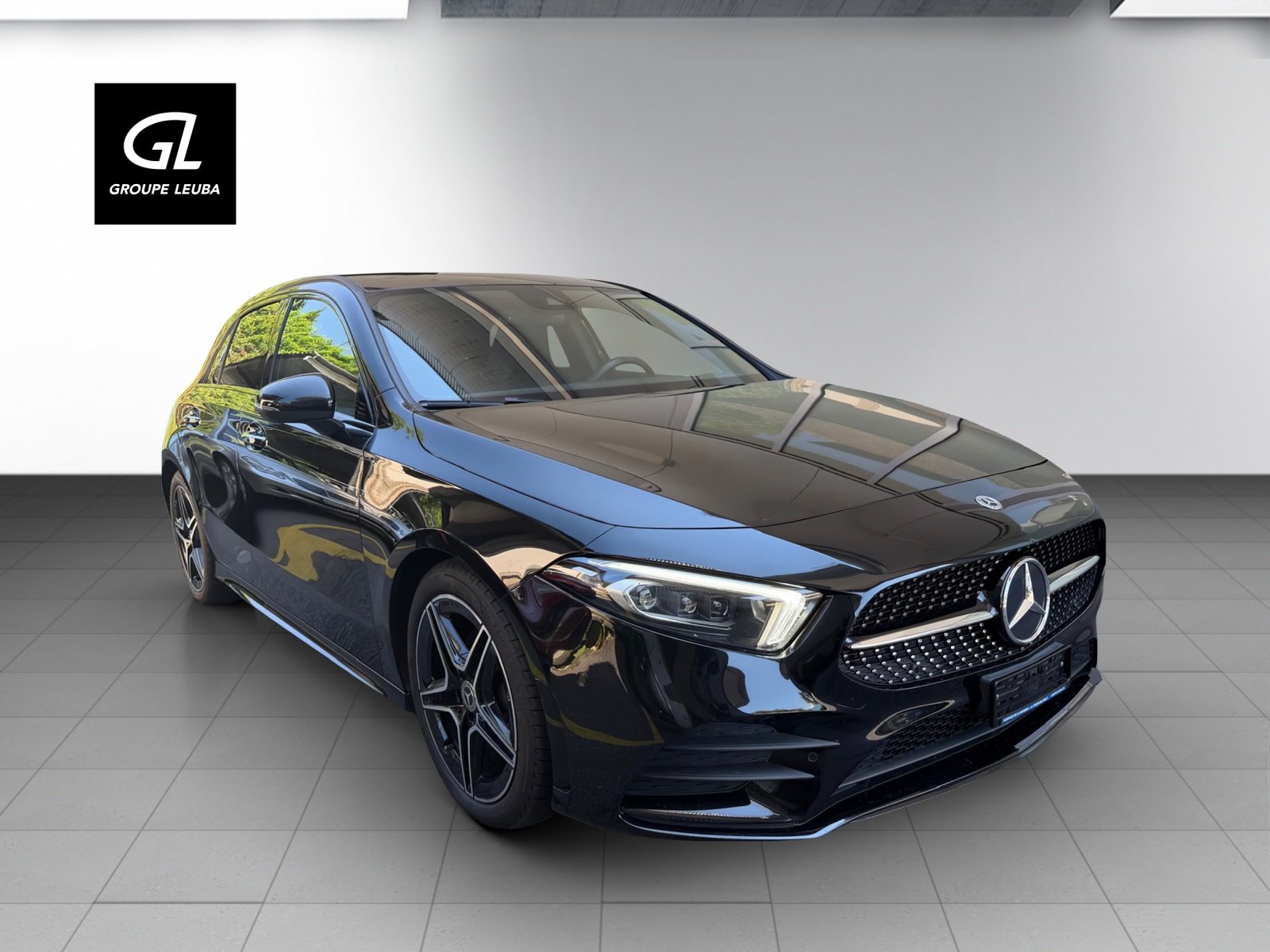 MERCEDES-BENZ A 200 AMG Line