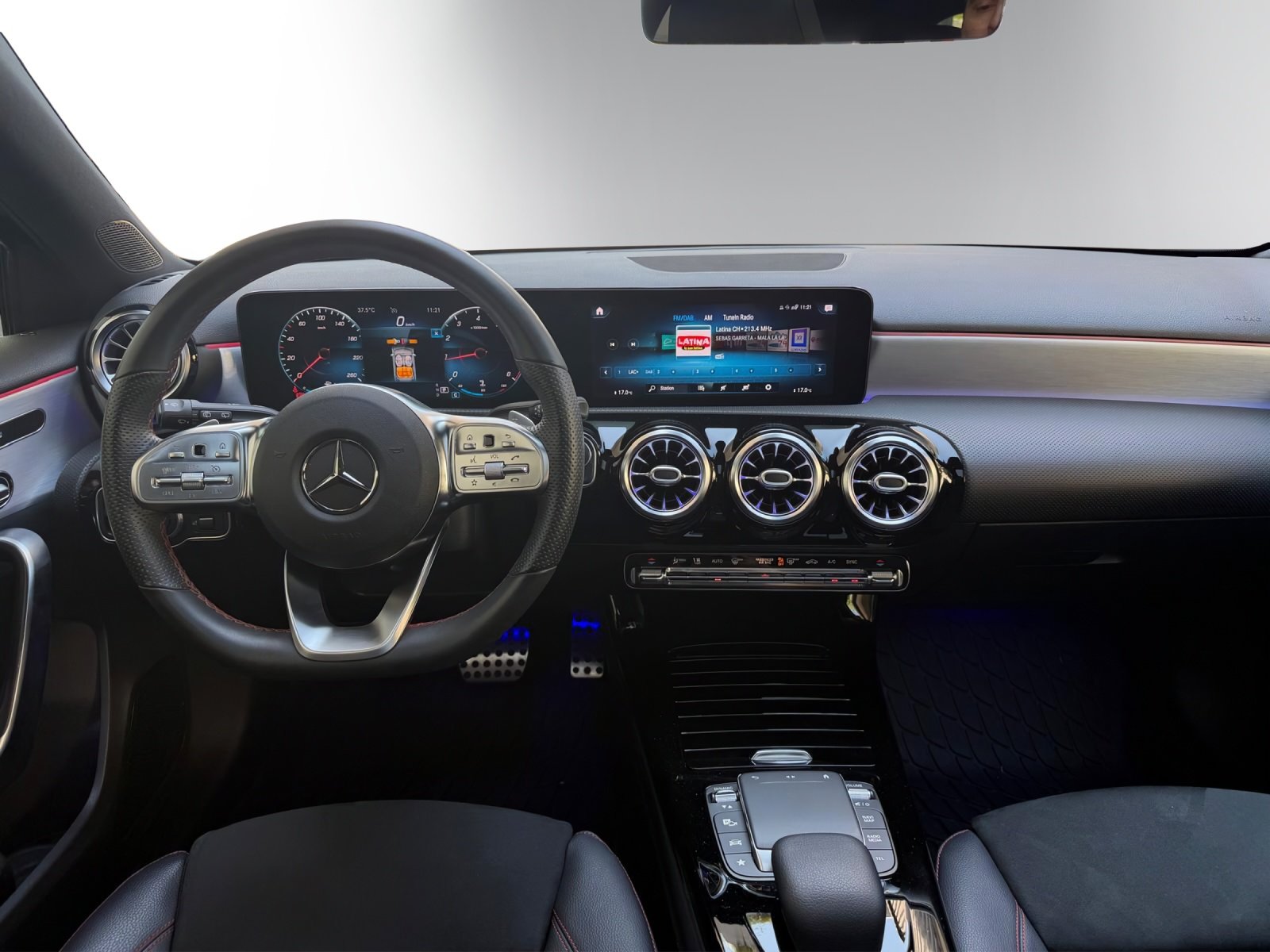 MERCEDES-BENZ A 200 AMG Line, Essence, Occasion / Utilisé, Automatique - 7