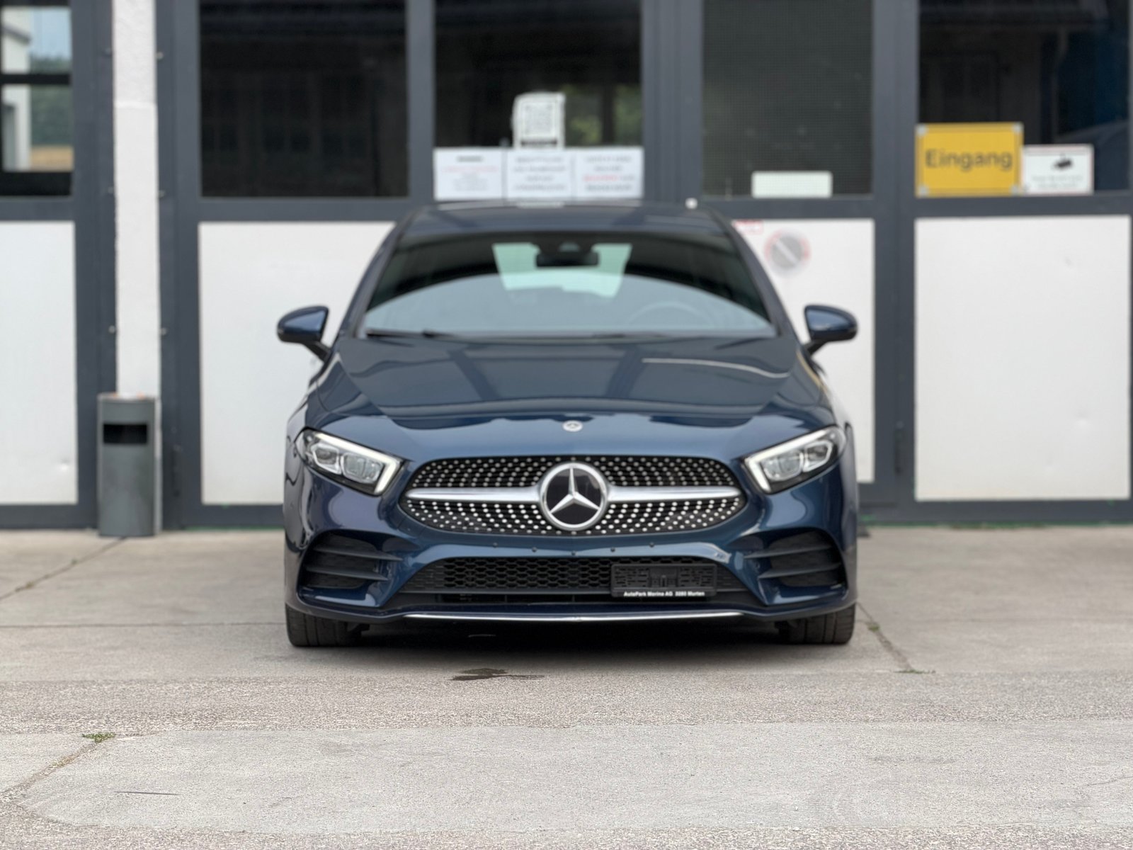 MERCEDES-BENZ A 200 AMG Line 7G-DCT, Petrol, Second hand / Used, Automatic - 3