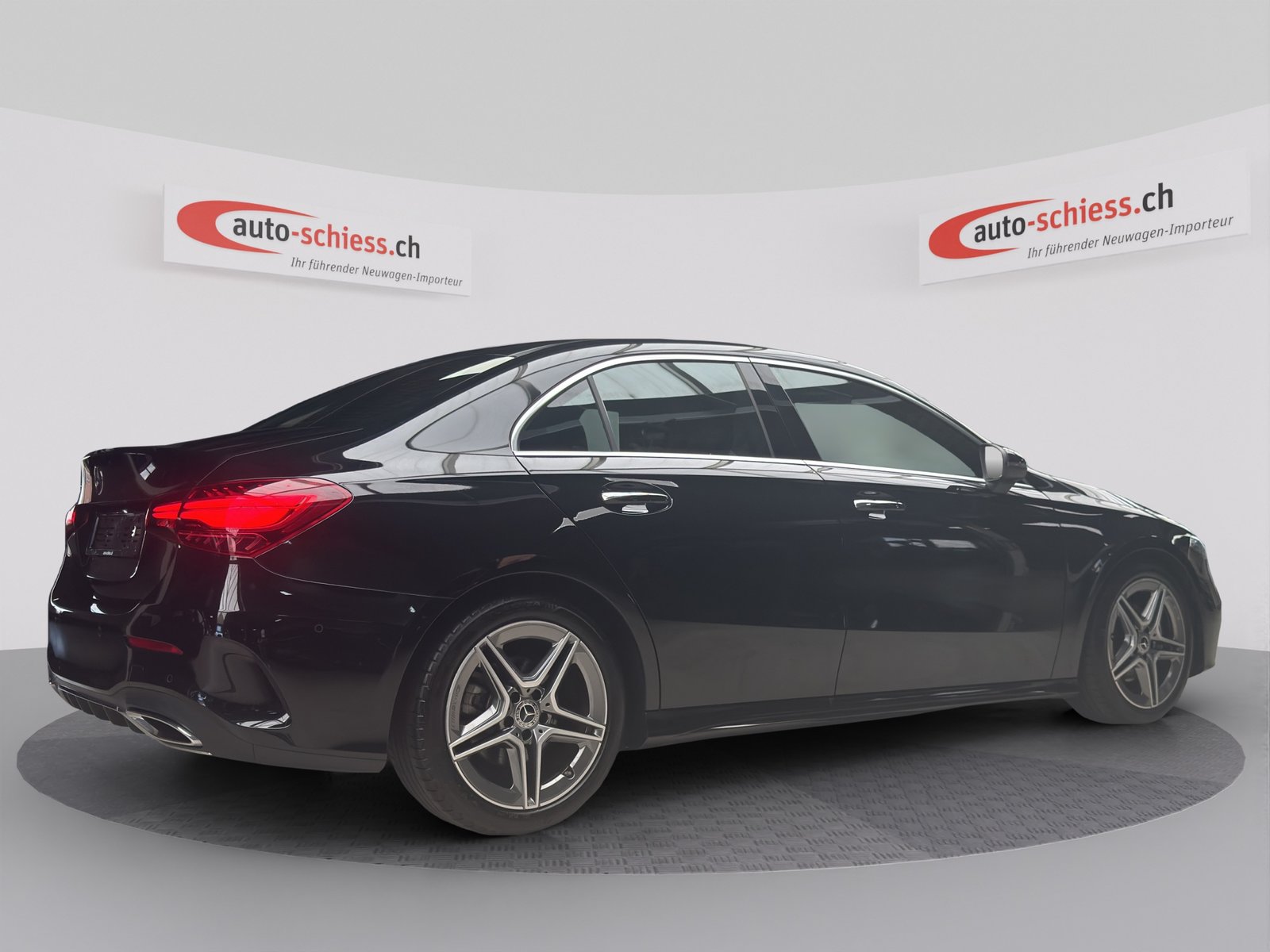 MERCEDES-BENZ A 200 AMG Line 7G-DCT, Mild-Hybrid Benzin/Elektro, Occasion / Gebraucht, Automatik - 5