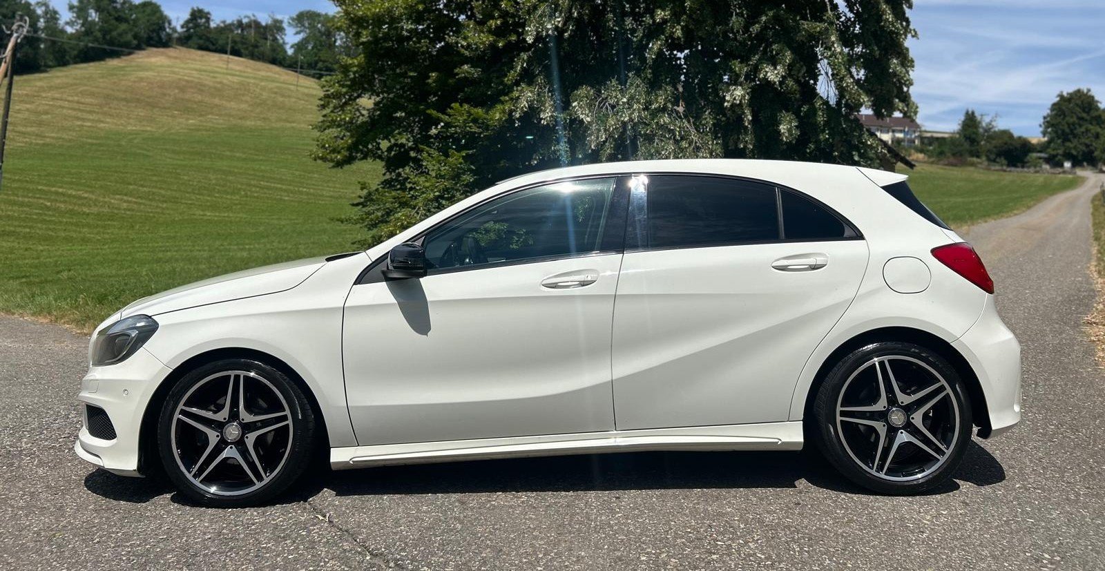MERCEDES-BENZ A 200 AMG Line, Essence, Occasion / Utilisé, Manuelle - 2