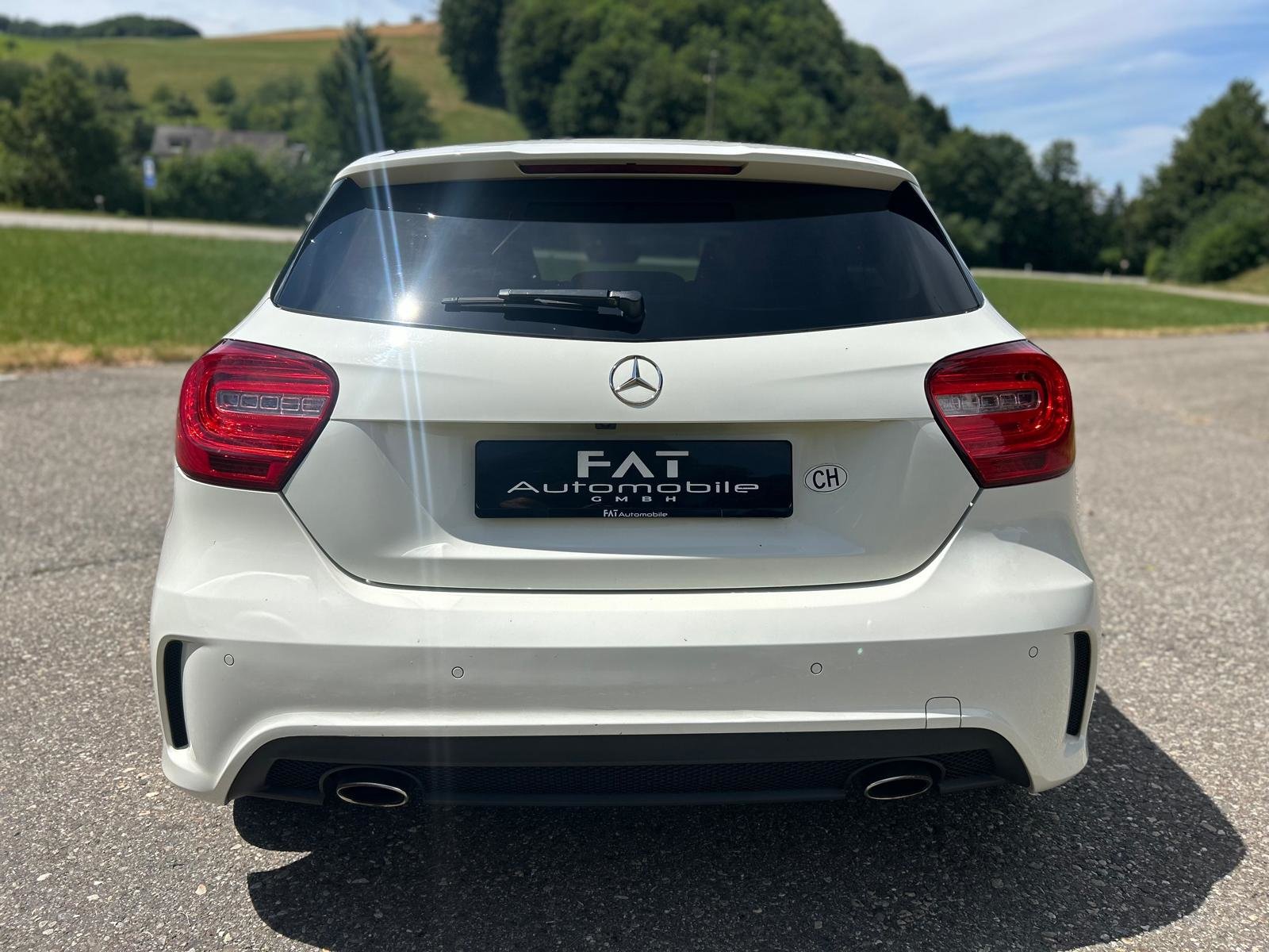 MERCEDES-BENZ A 200 AMG Line, Essence, Occasion / Utilisé, Manuelle - 4