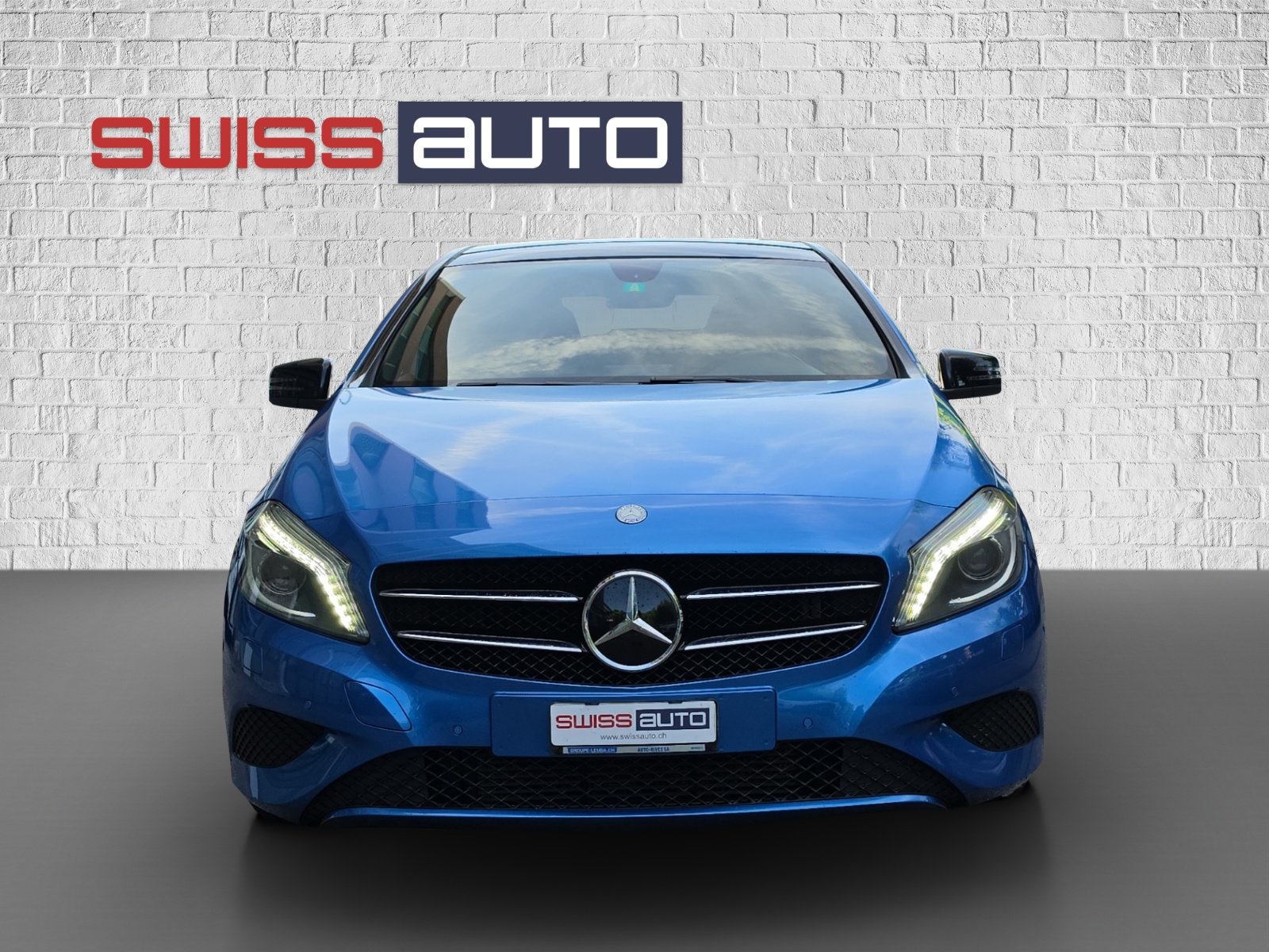 MERCEDES-BENZ A 200 Urban 7G-DCT, Petrol, Second hand / Used, Automatic - 2